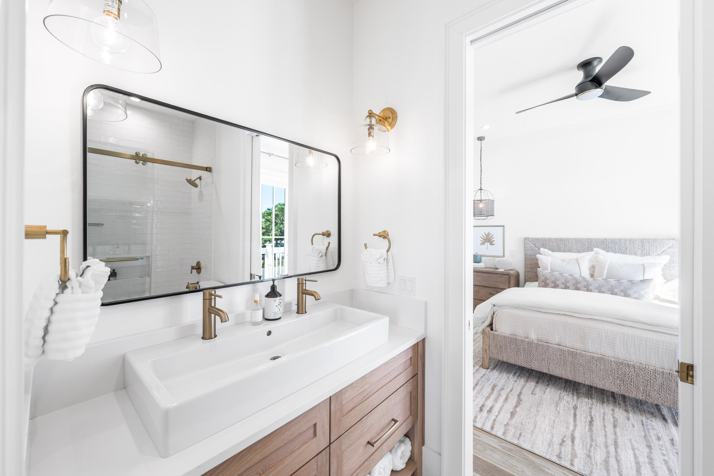 GULF SHORE MANOR - Residential