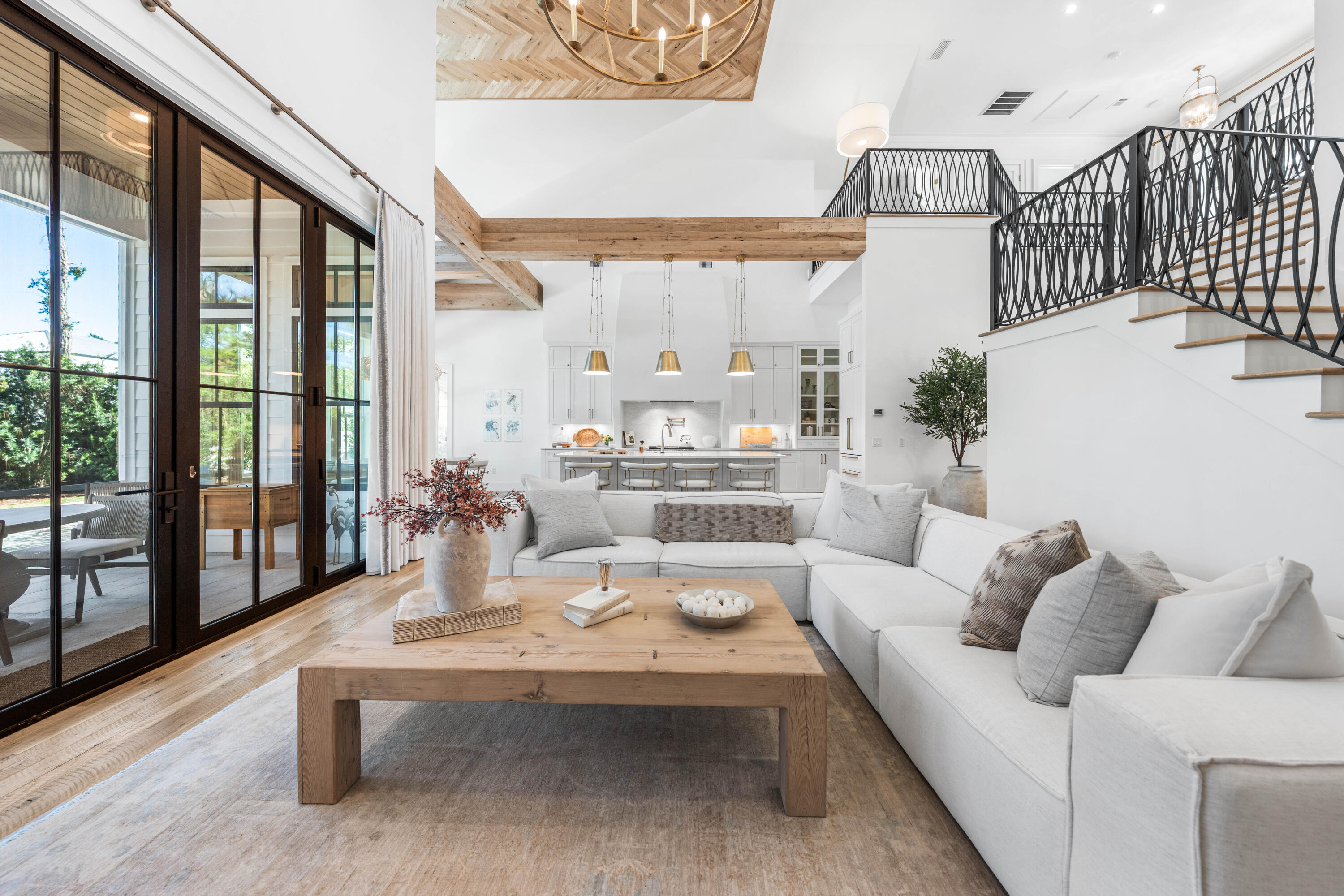 GULF SHORE MANOR - Residential