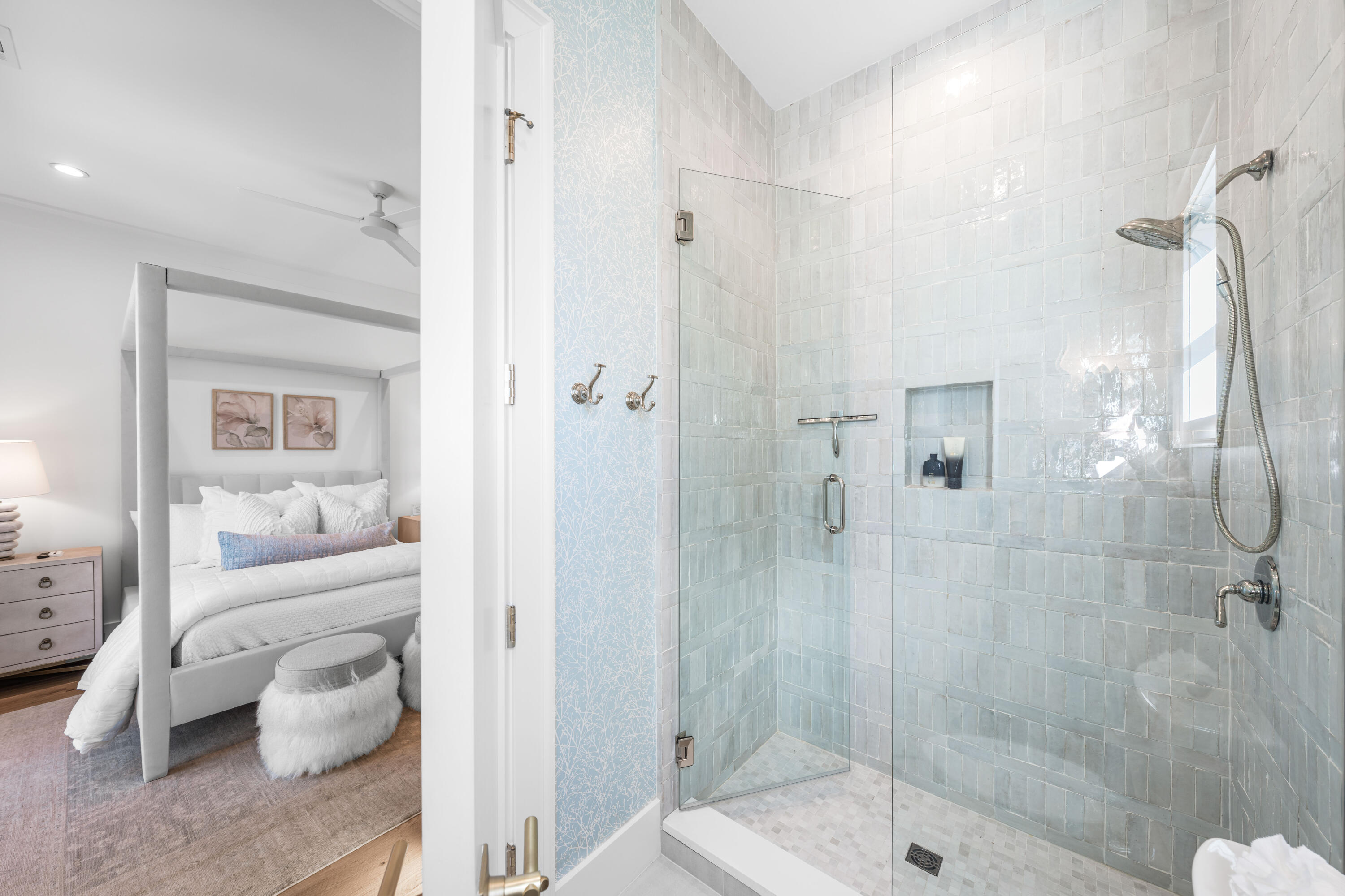 GULF SHORE MANOR - Residential