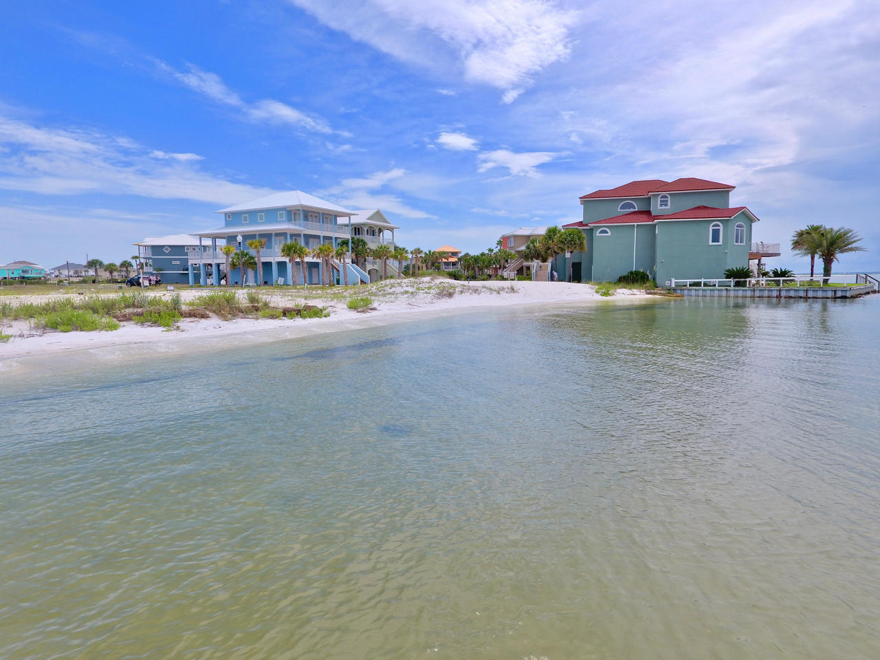 CARIBBEAN ISLES - Land