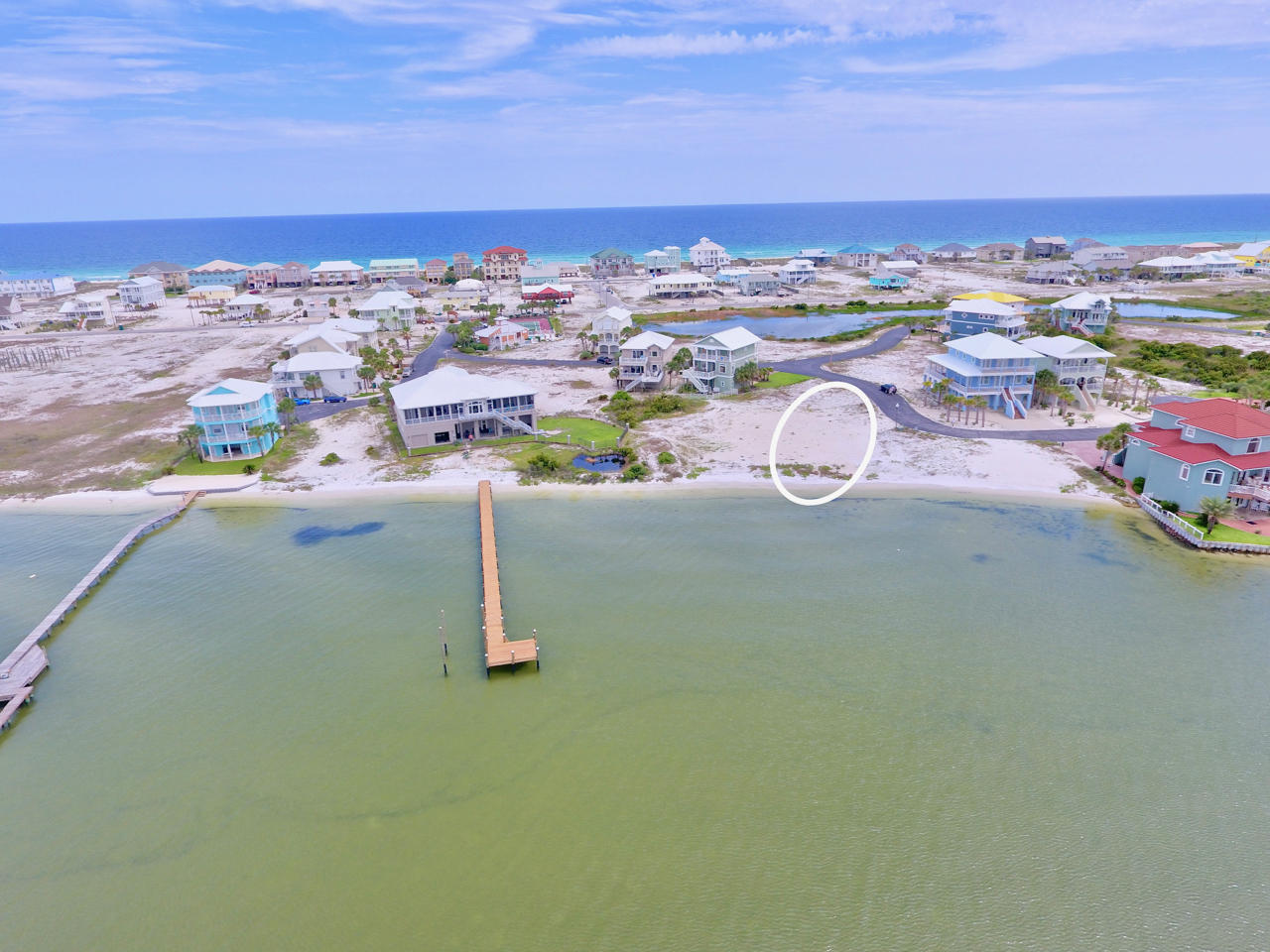 CARIBBEAN ISLES - Land