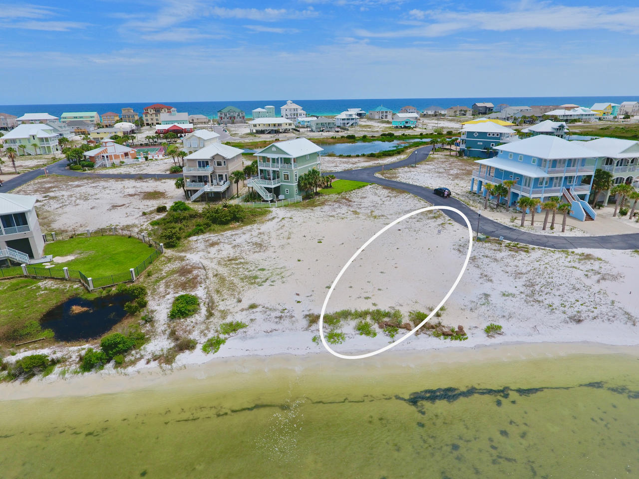 CARIBBEAN ISLES - Land