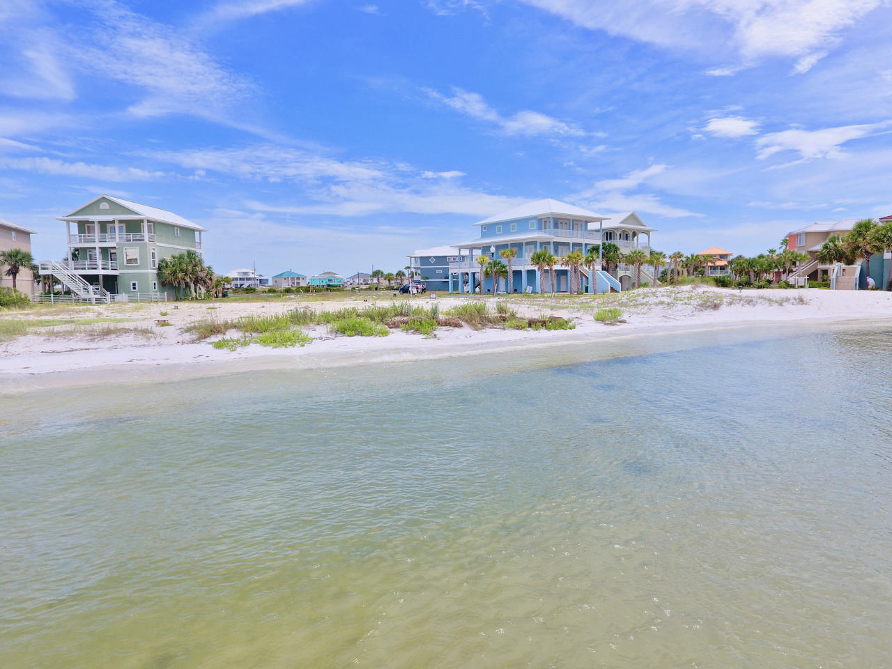 CARIBBEAN ISLES - Land