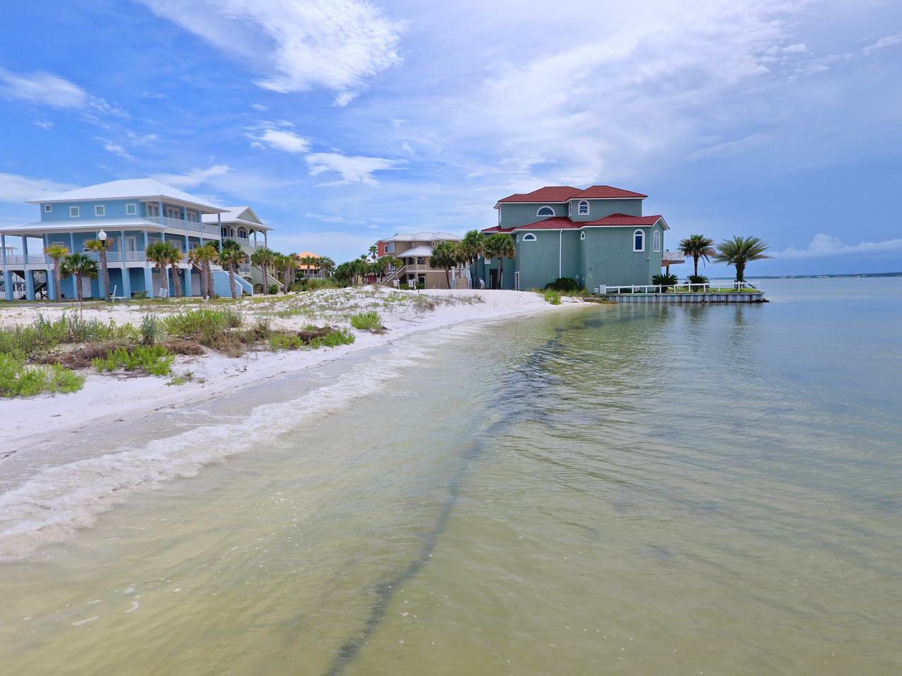 CARIBBEAN ISLES - Land