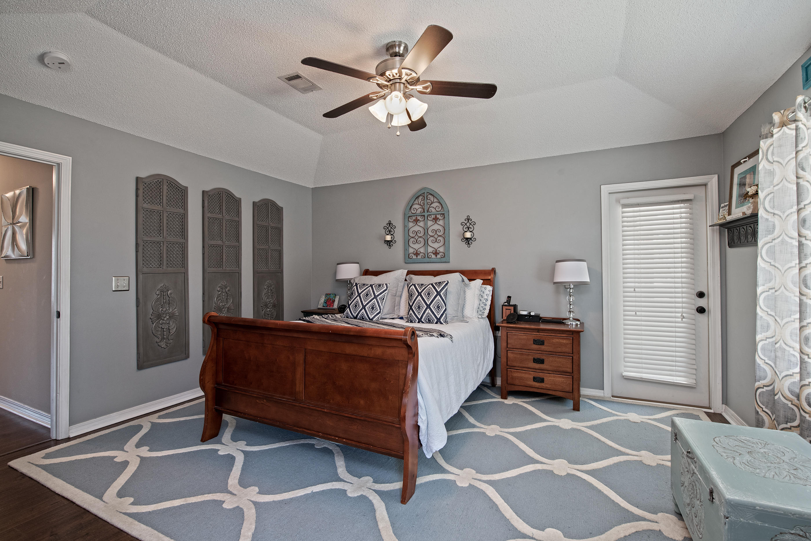 LIGHTHOUSE POINTE UNIT 3 - Residential