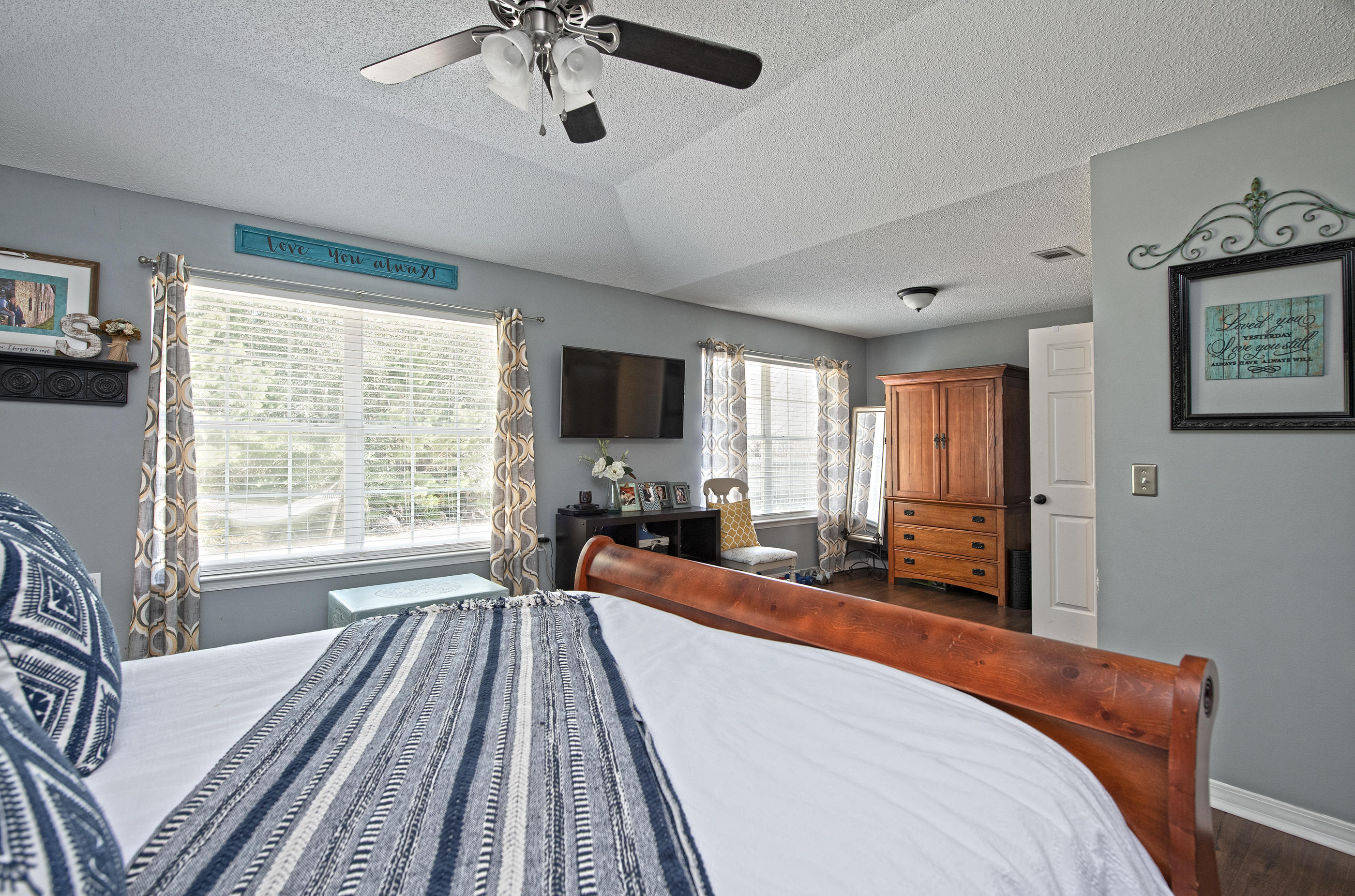LIGHTHOUSE POINTE UNIT 3 - Residential