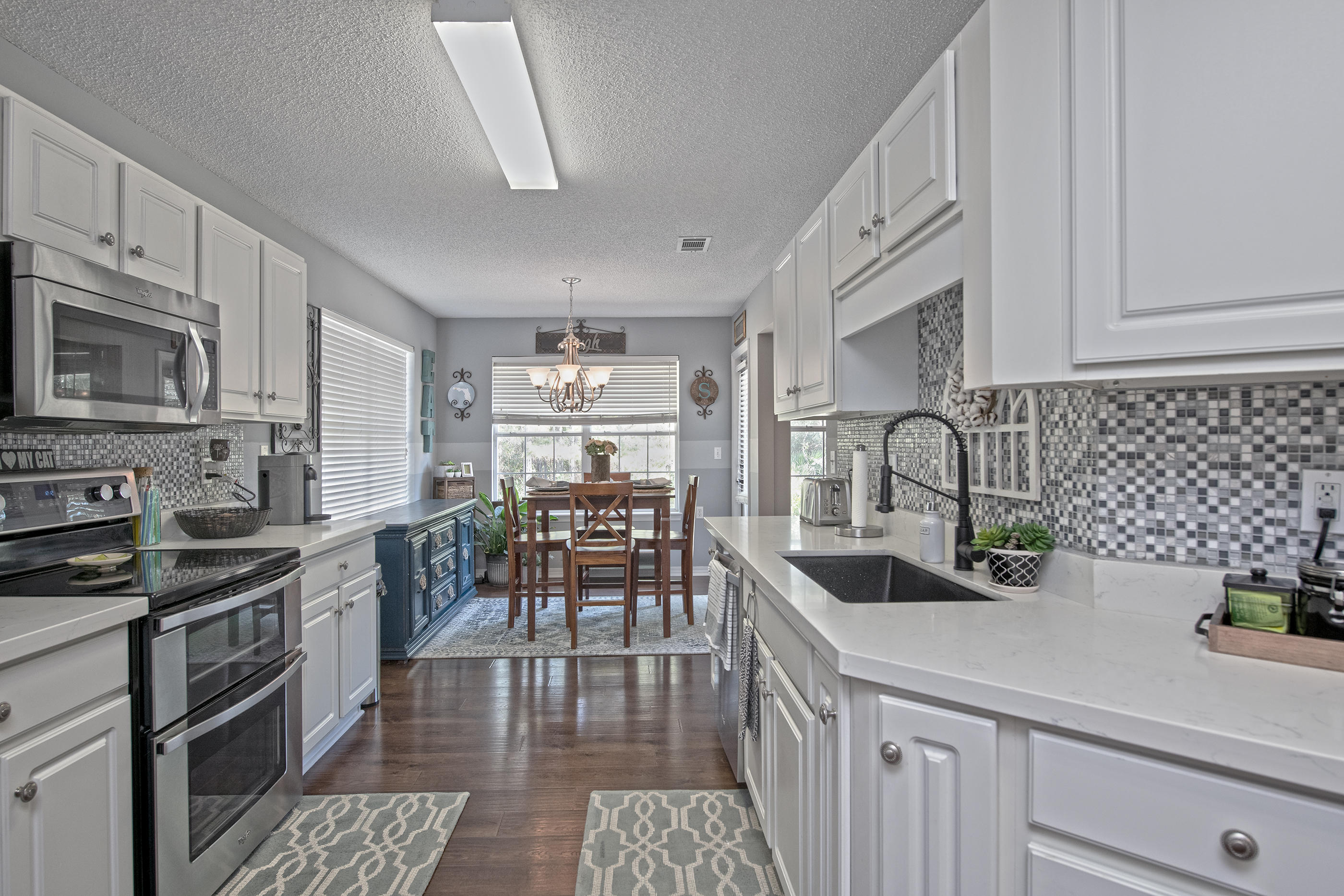 LIGHTHOUSE POINTE UNIT 3 - Residential