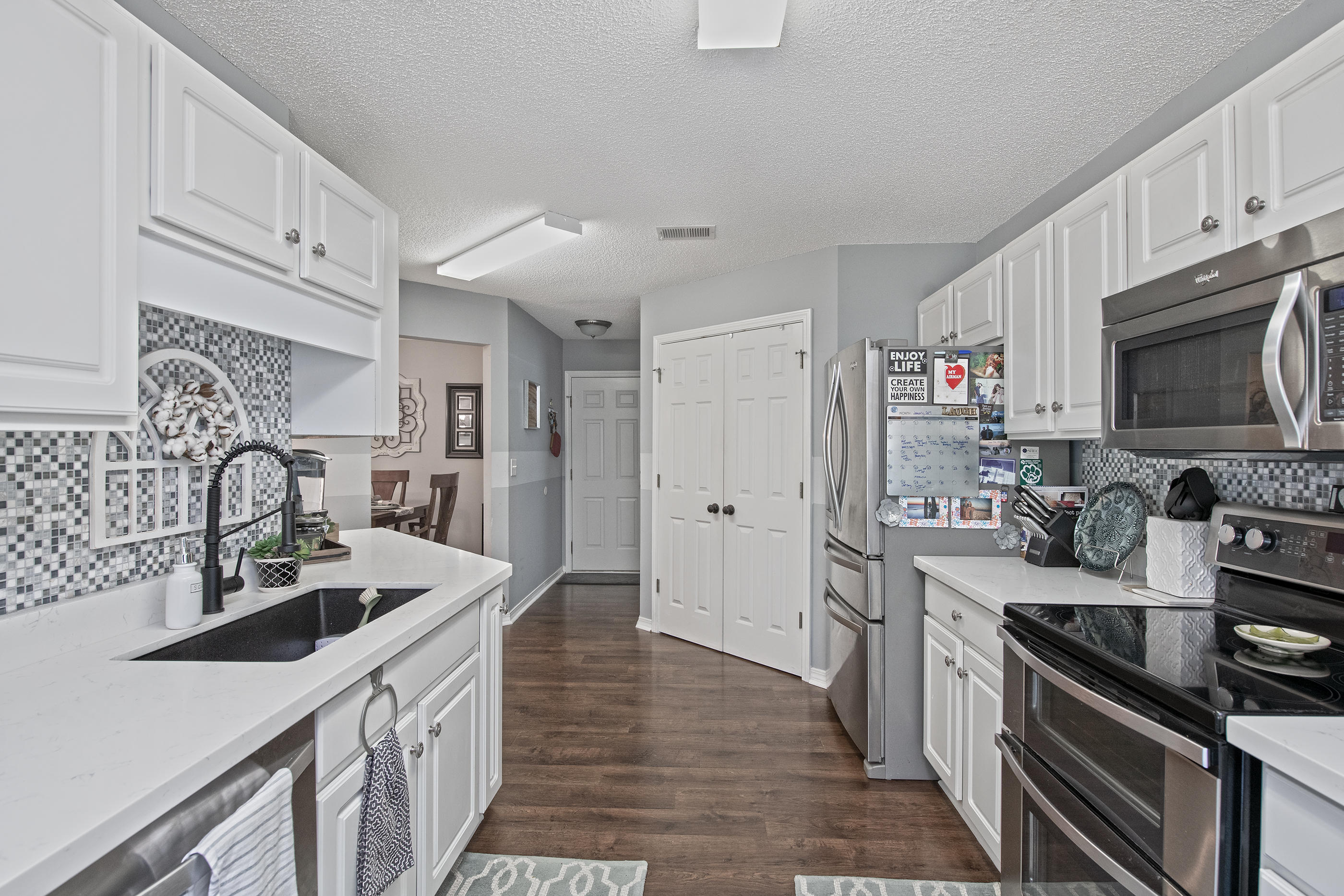 LIGHTHOUSE POINTE UNIT 3 - Residential