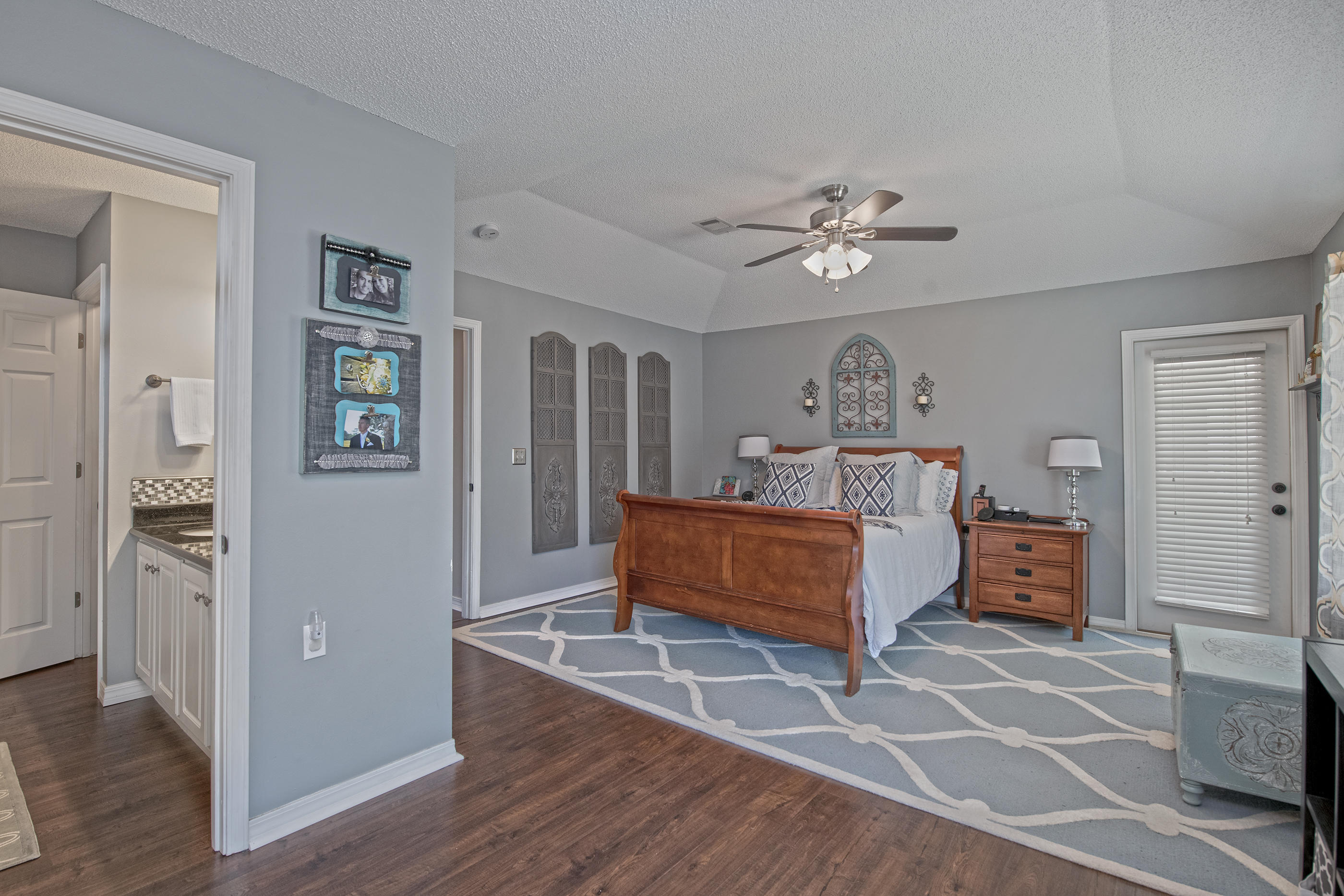 LIGHTHOUSE POINTE UNIT 3 - Residential