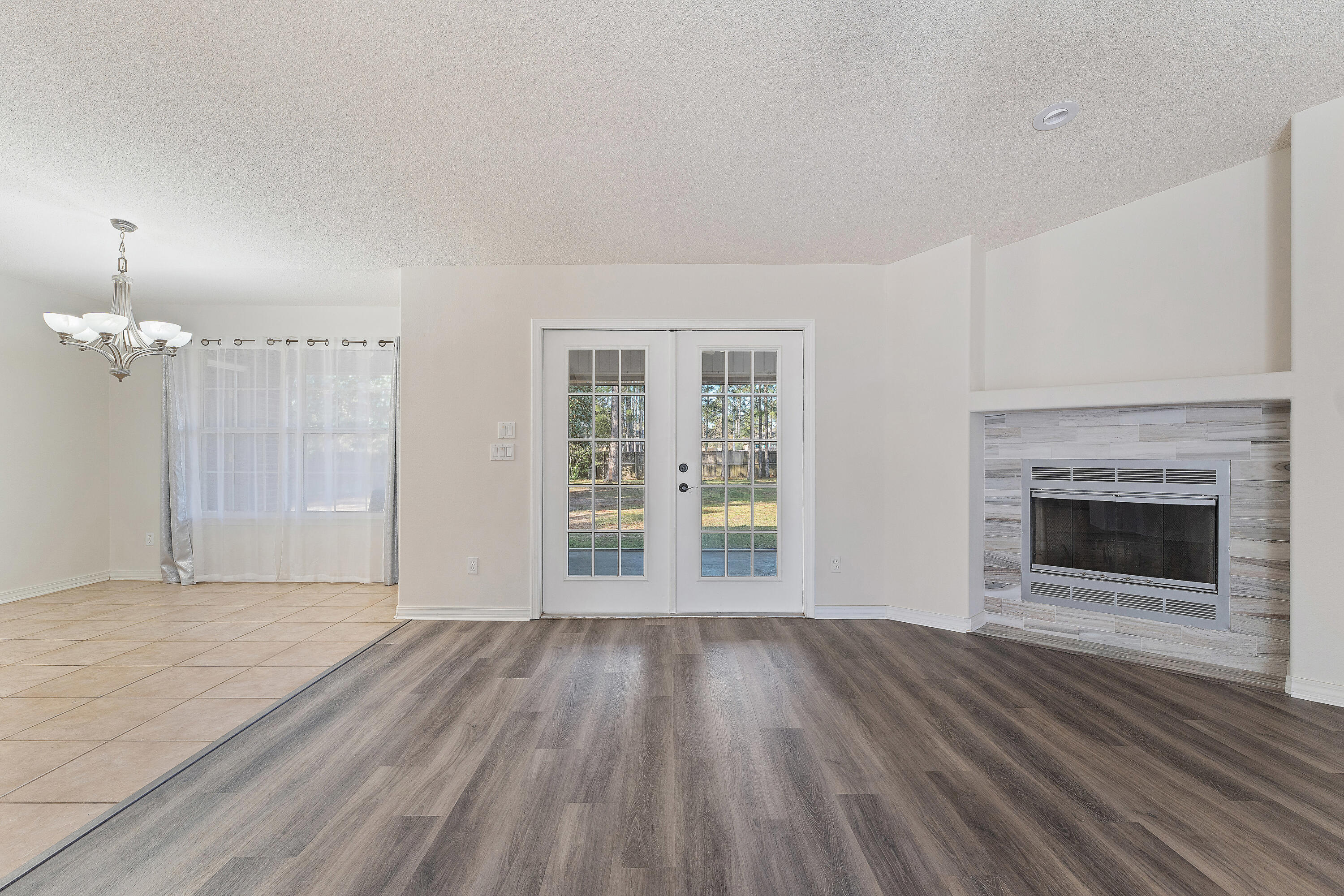 HOLLEY BY THE SEA - Residential