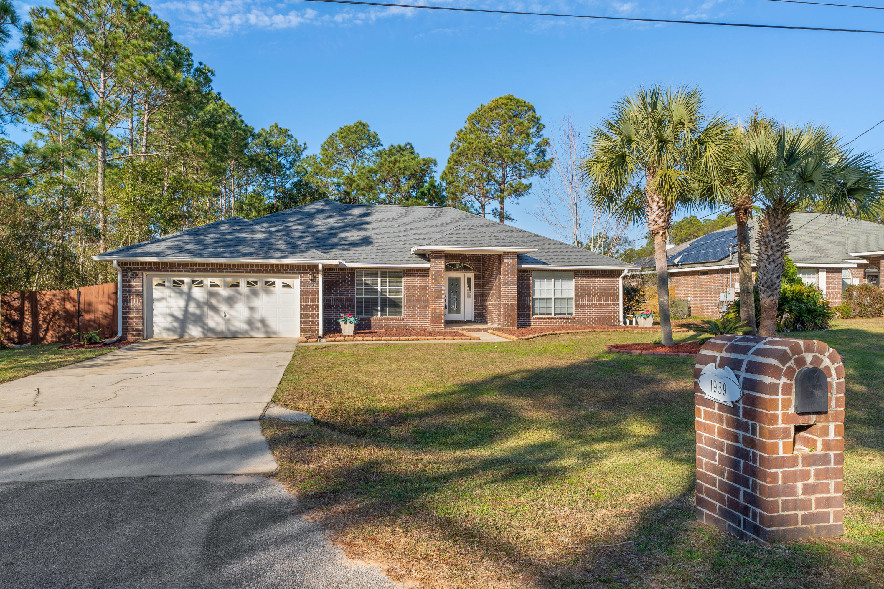 HOLLEY BY THE SEA - Residential