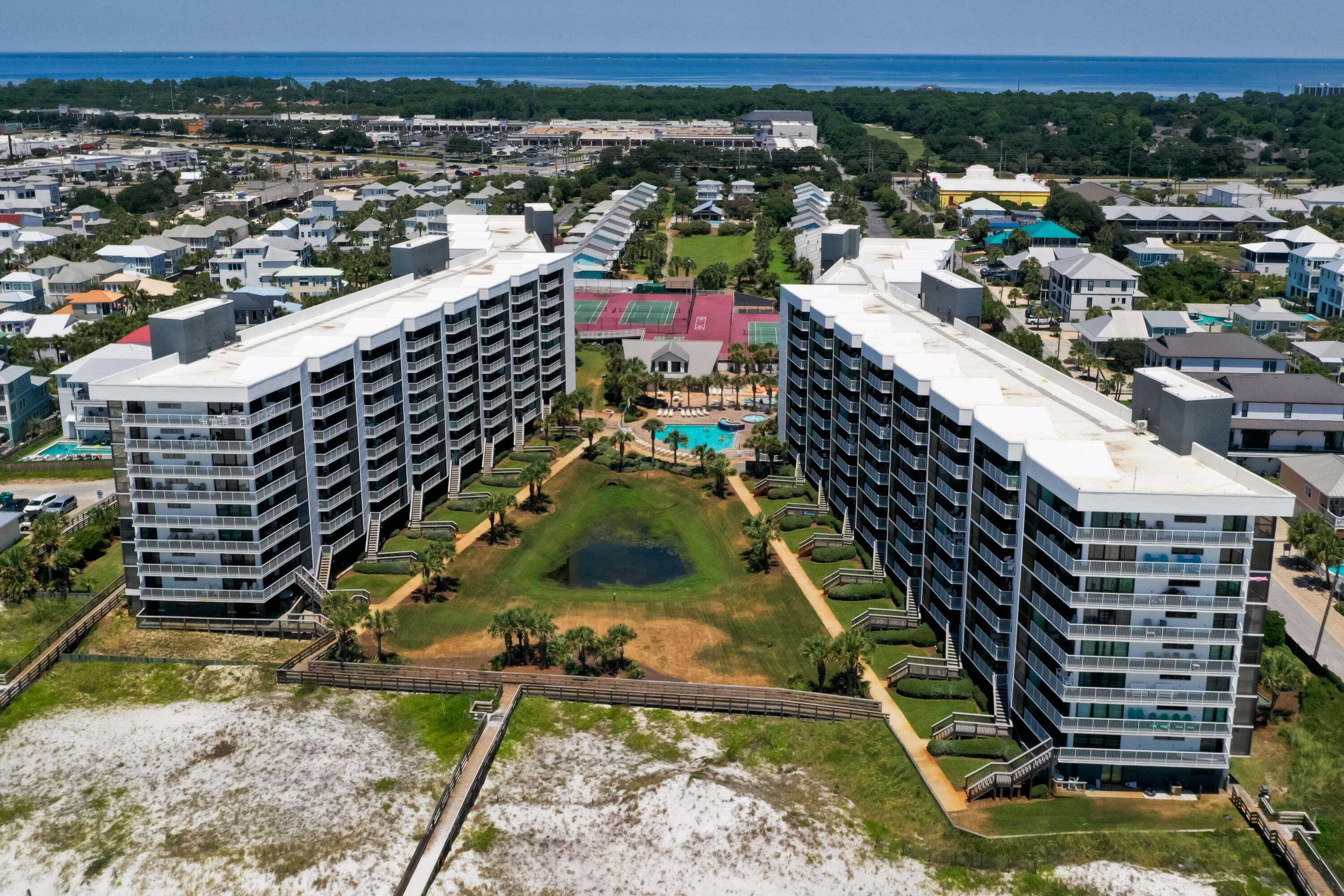 Mainsail Condo Phase 1 - Residential