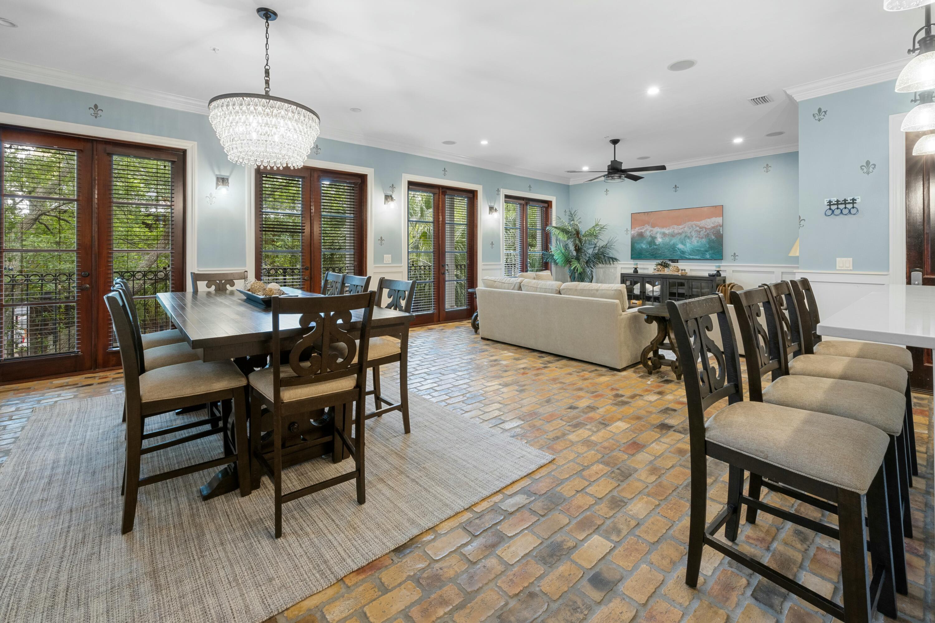 FISHERMAN'S VILLAGE - Residential