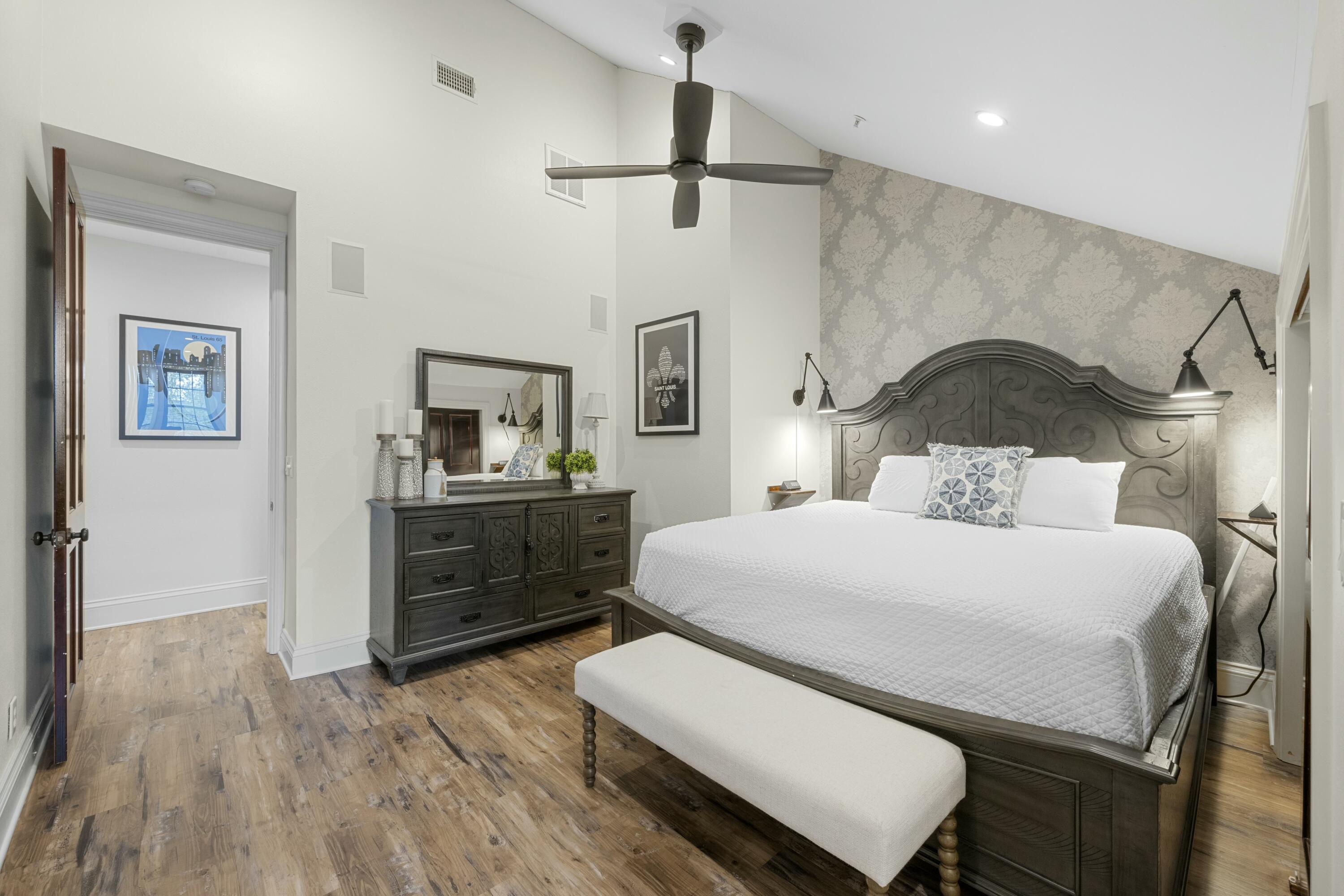 FISHERMAN'S VILLAGE - Residential