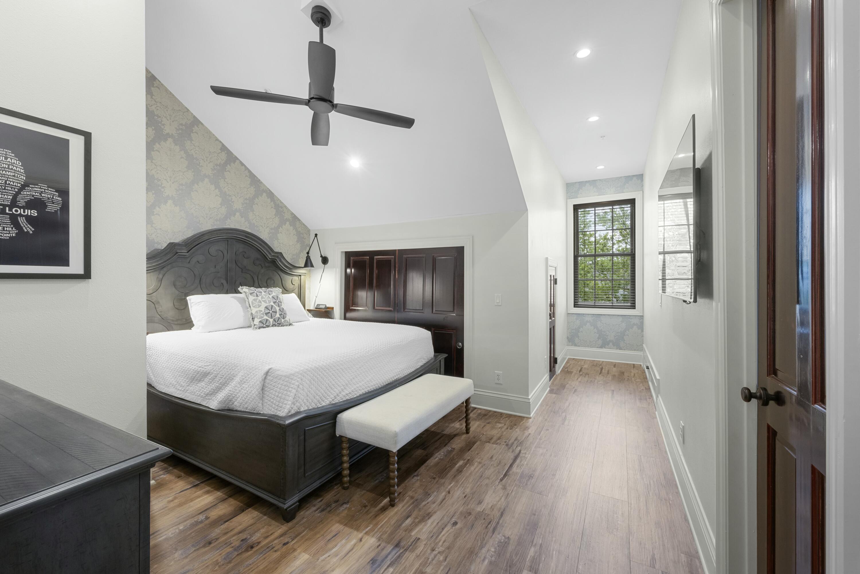 FISHERMAN'S VILLAGE - Residential