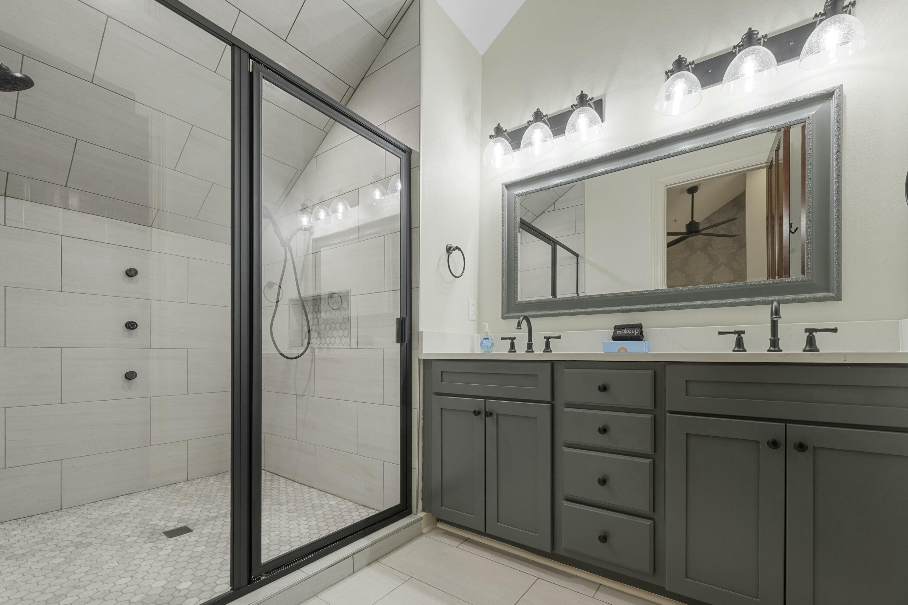 FISHERMAN'S VILLAGE - Residential