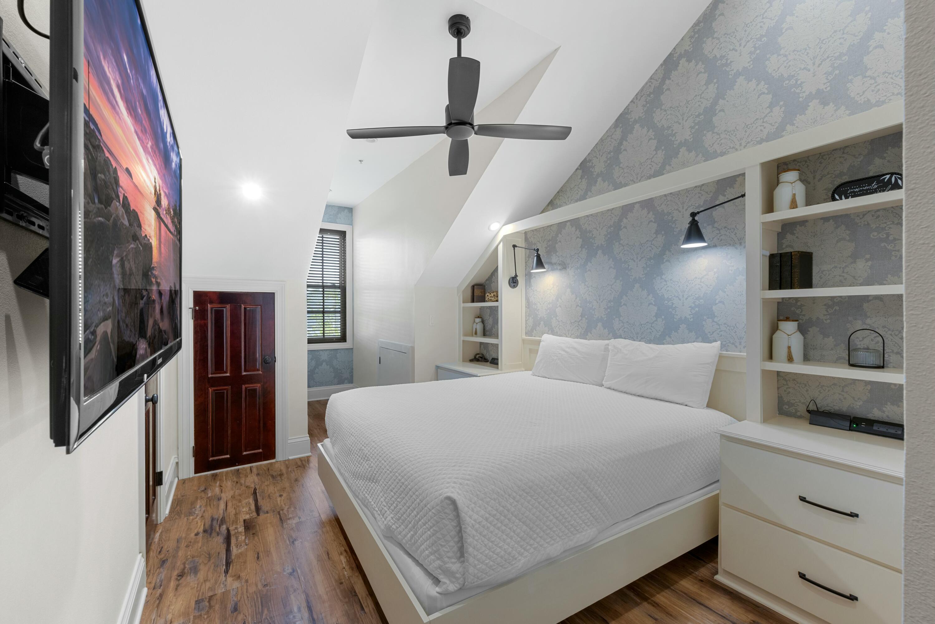 FISHERMAN'S VILLAGE - Residential