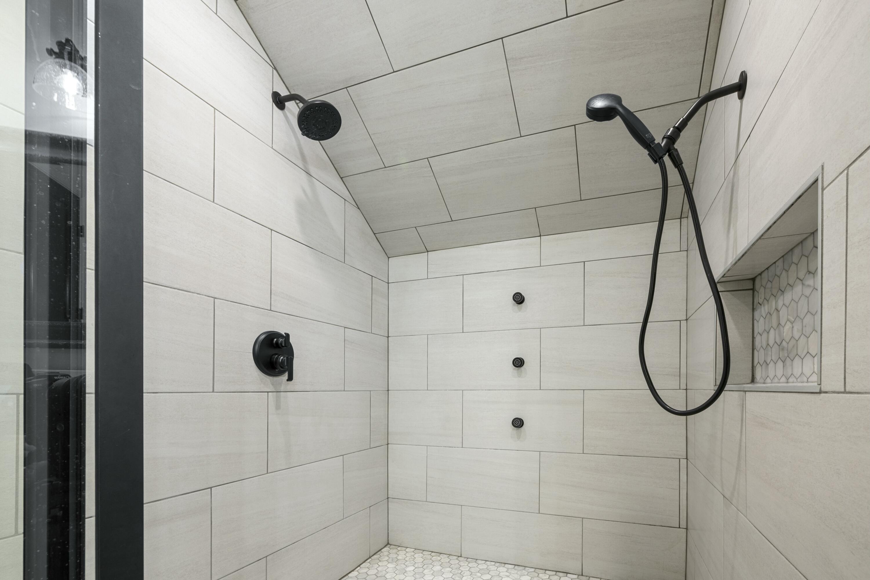 FISHERMAN'S VILLAGE - Residential