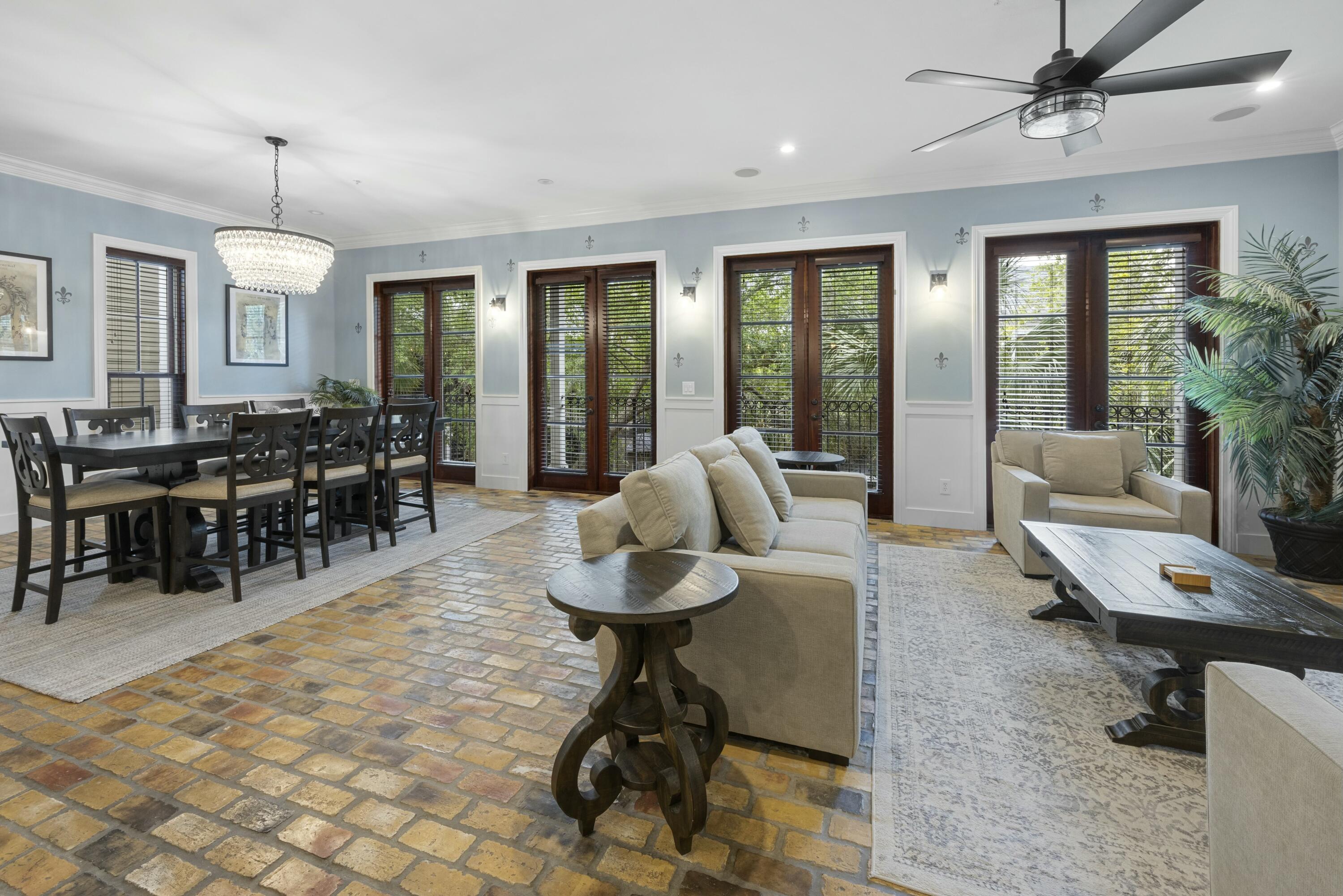 FISHERMAN'S VILLAGE - Residential