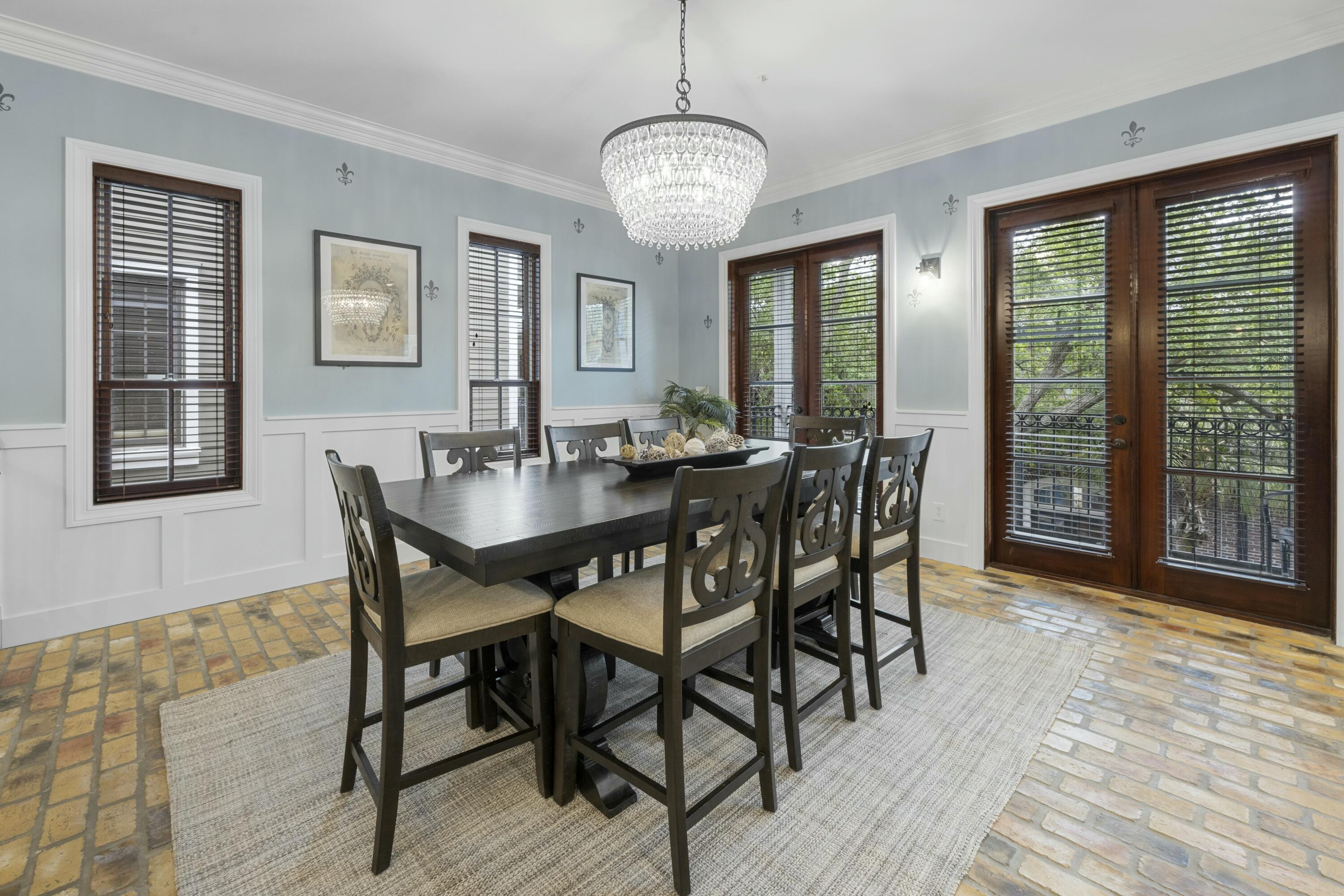 FISHERMAN'S VILLAGE - Residential