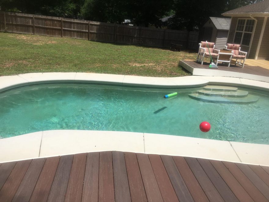 BUILT IN 2006, 3 BRS/2 BTHS, PRIVATE IN GROUND SWIMMING POOL, LARGE DECK, 2 CAR GARAGE, PRIVACY FENCED BACK YARD, COVERED PORCH, OPEN PATIO. FLOORING - WOOD, TILE, CARPET IN BEDROOMS. MASTER BATH HAS DOUBLE VANITY AND SEPARATE SHOWER. HOUSE HAS SPLIT BEDROOM FLOOR PLAN WITH A BEAUTIFUL OPEN AREA IN THE KITCHEN AND LIVING ROOM