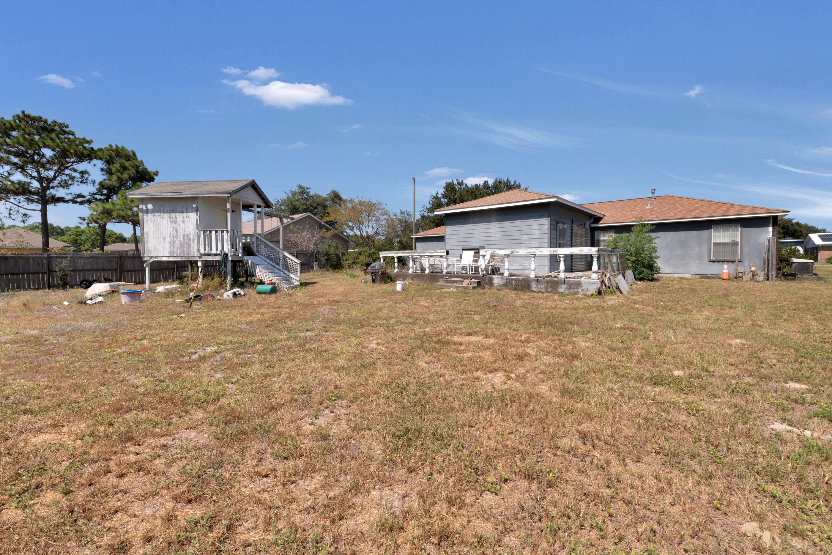 NAVARRE FIRST ADD - Residential