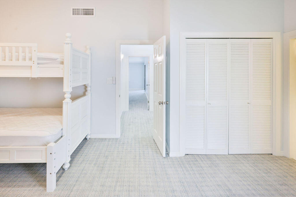 SHORELINE GARDENS T/H - Residential