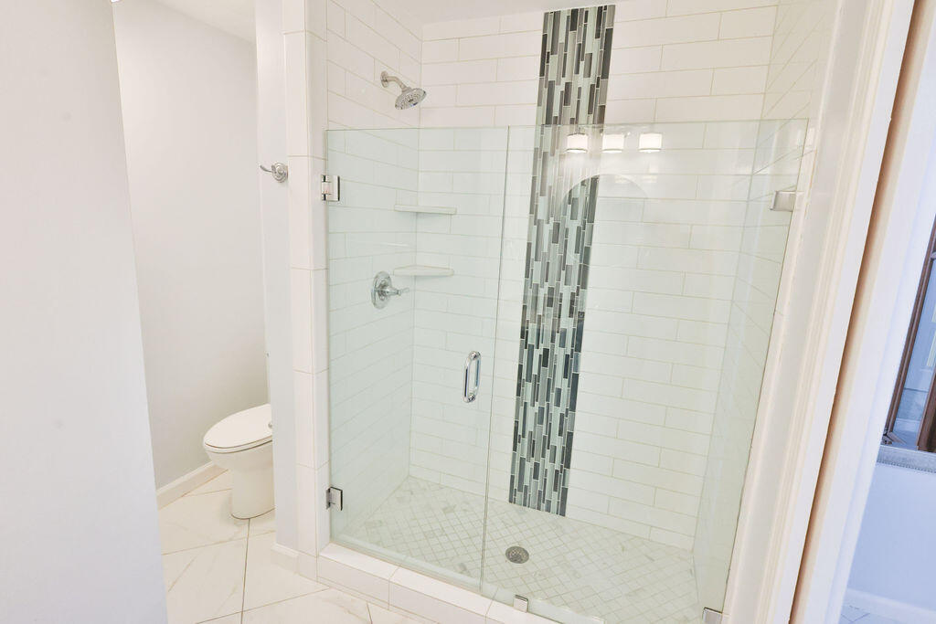 SHORELINE GARDENS T/H - Residential