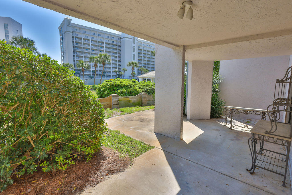 SHORELINE GARDENS T/H - Residential