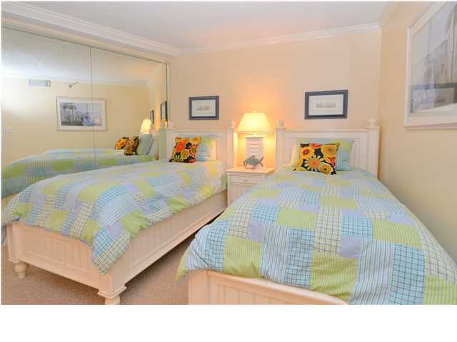 BEACHSIDE 1 CONDO - Residential