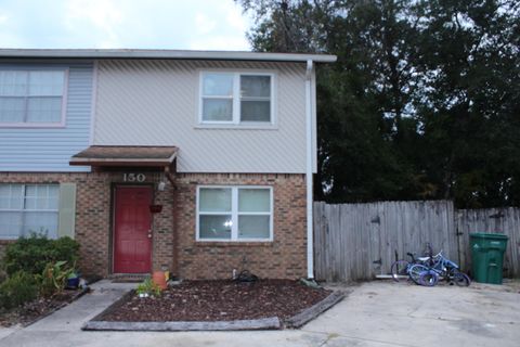 A home in Fort Walton Beach