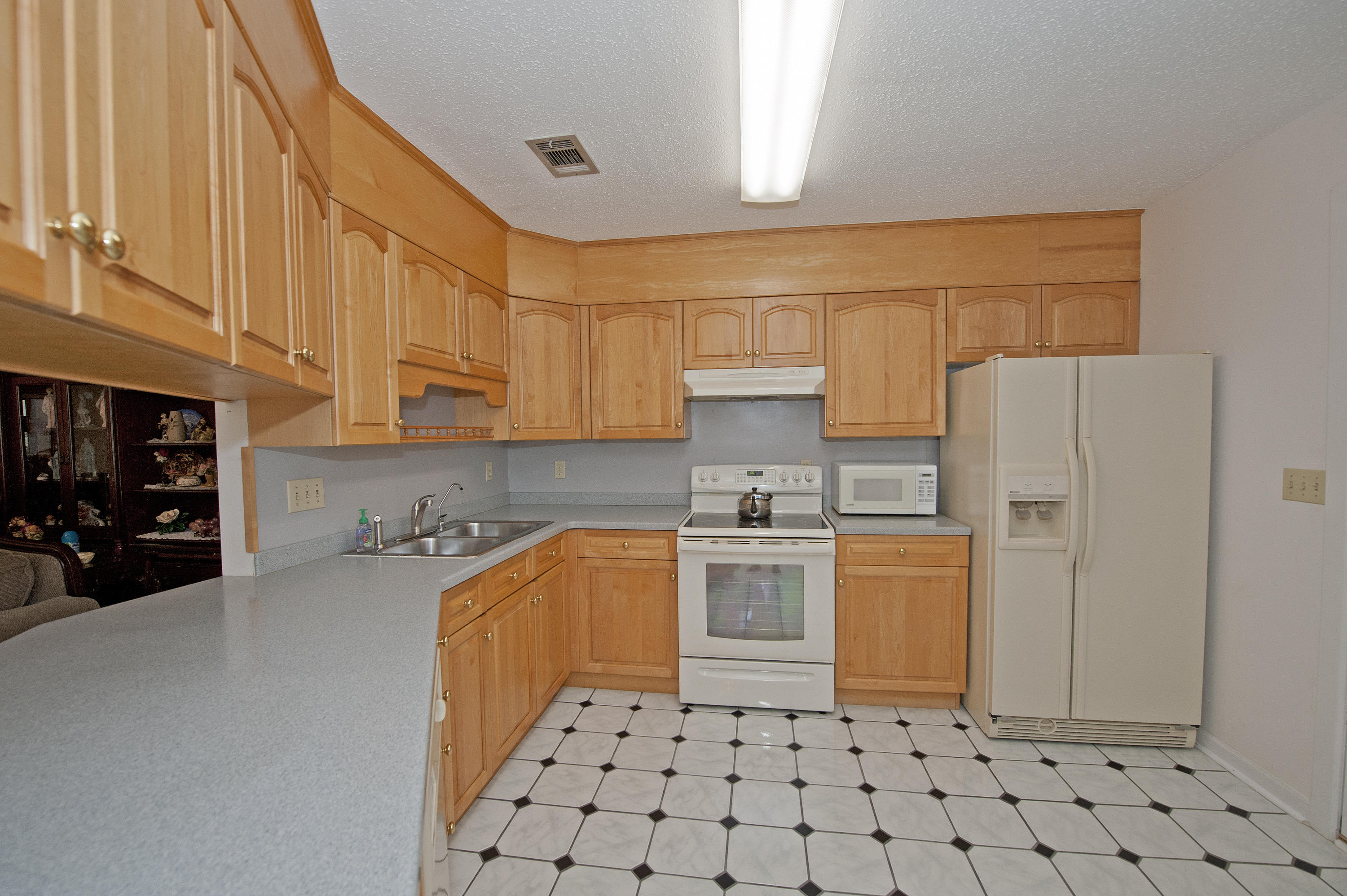 HOWELL S/D - Residential