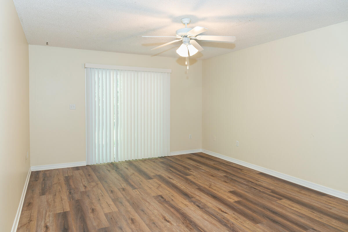 EMERALD VILLAGE S/D - Residential Lease