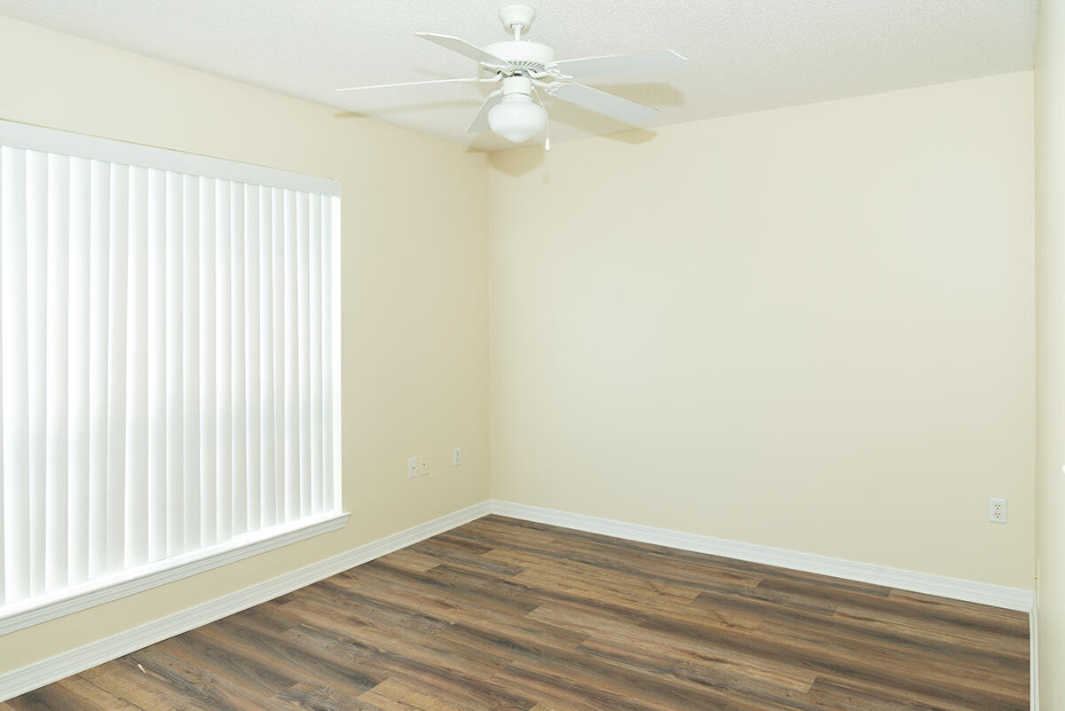 EMERALD VILLAGE S/D - Residential Lease