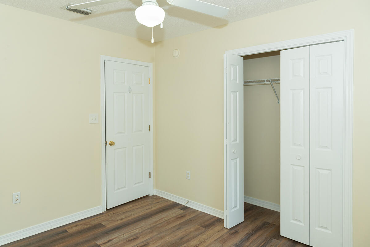 EMERALD VILLAGE S/D - Residential Lease