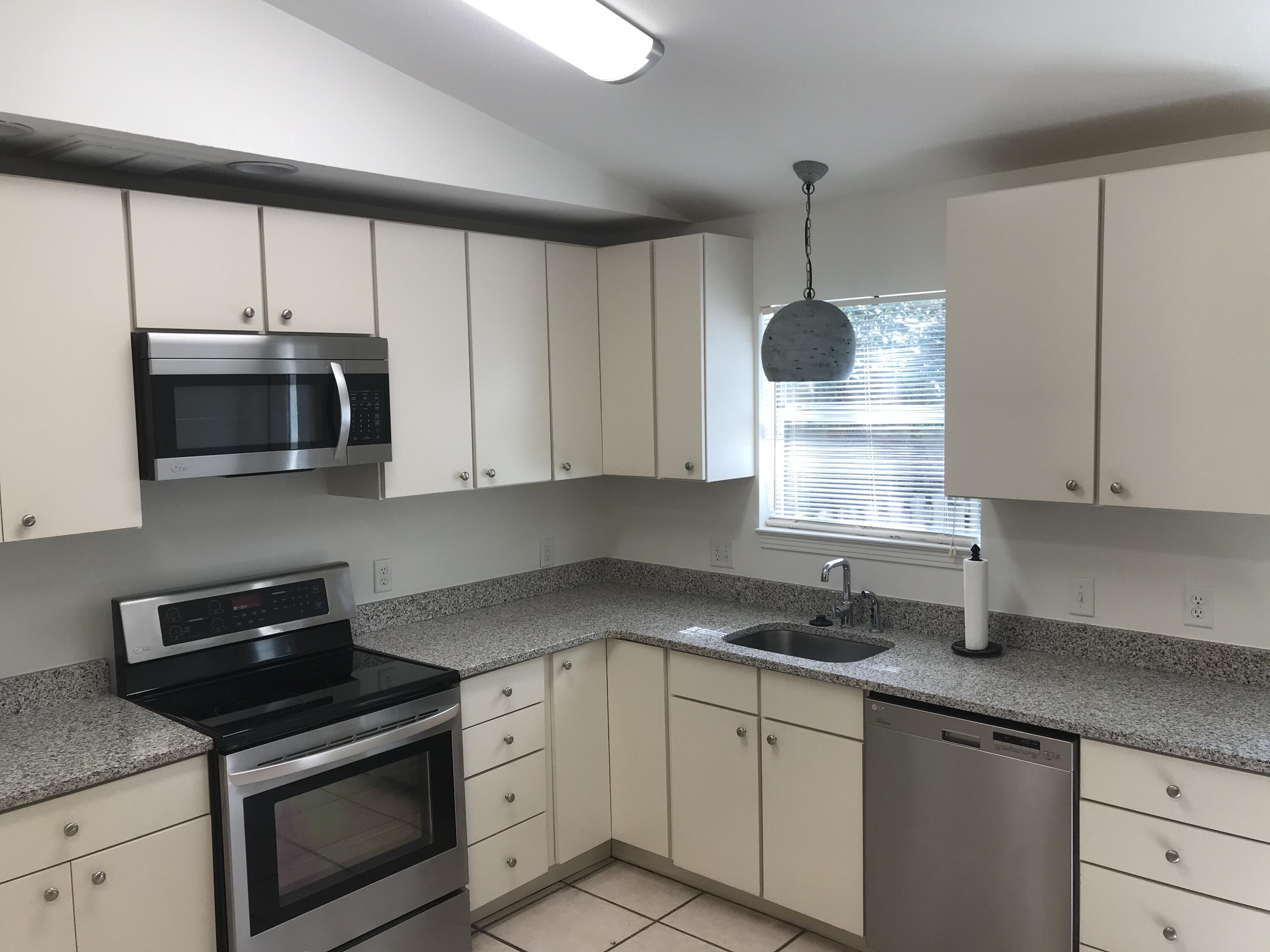 CHOCTAWHATCHEE BEACH - Residential Lease