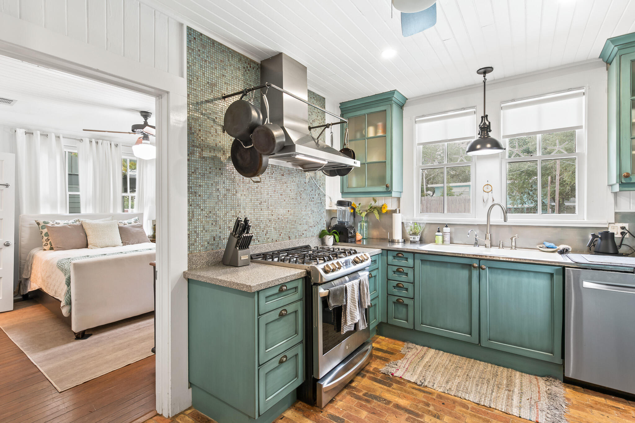 GRAYTON BEACH - Residential