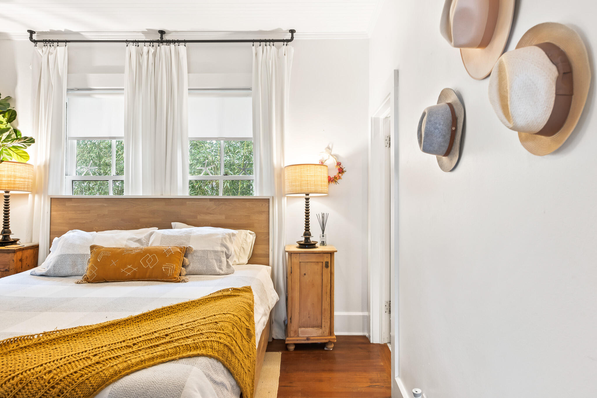 GRAYTON BEACH - Residential