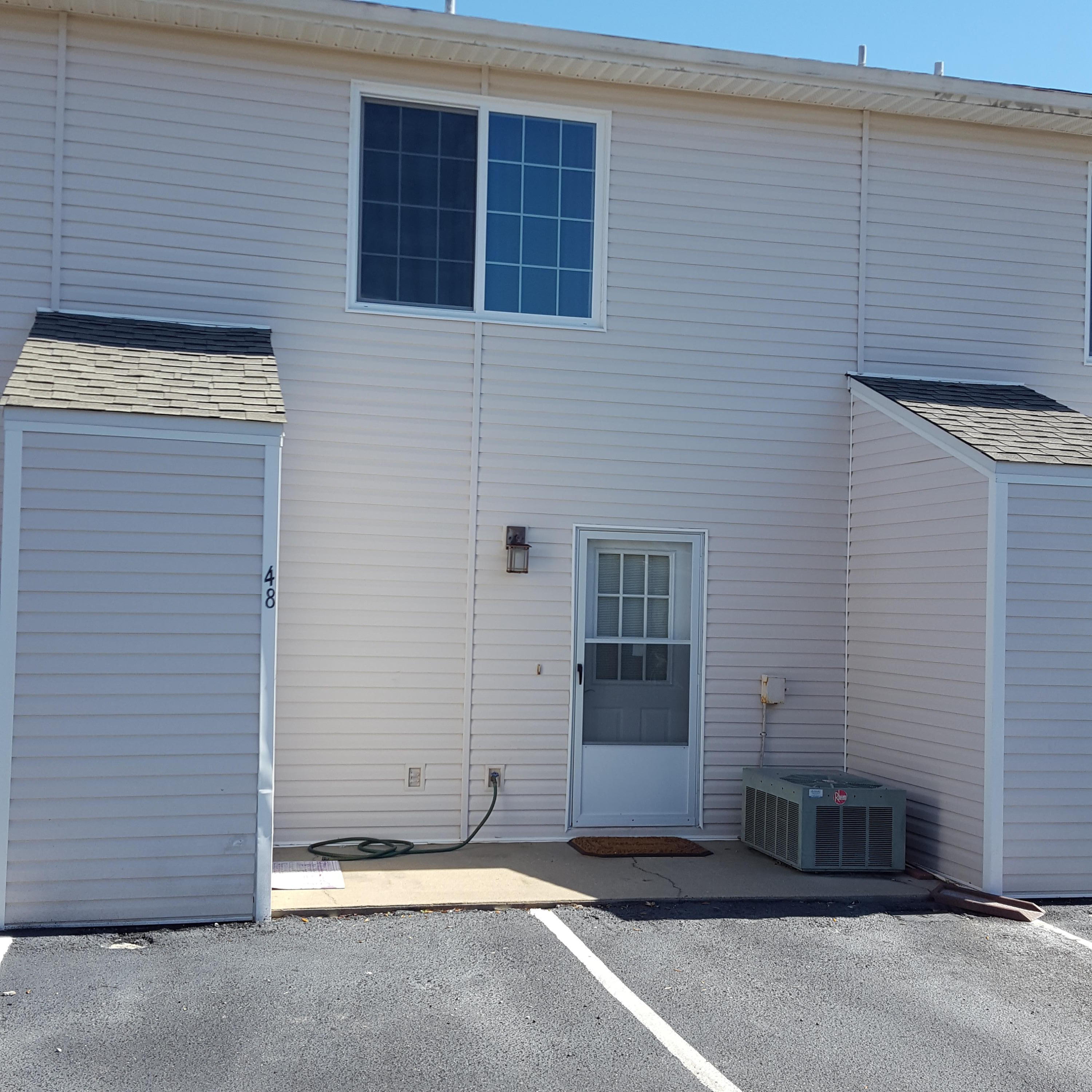 WOODLAND SHORES T/H PH 2 - Residential