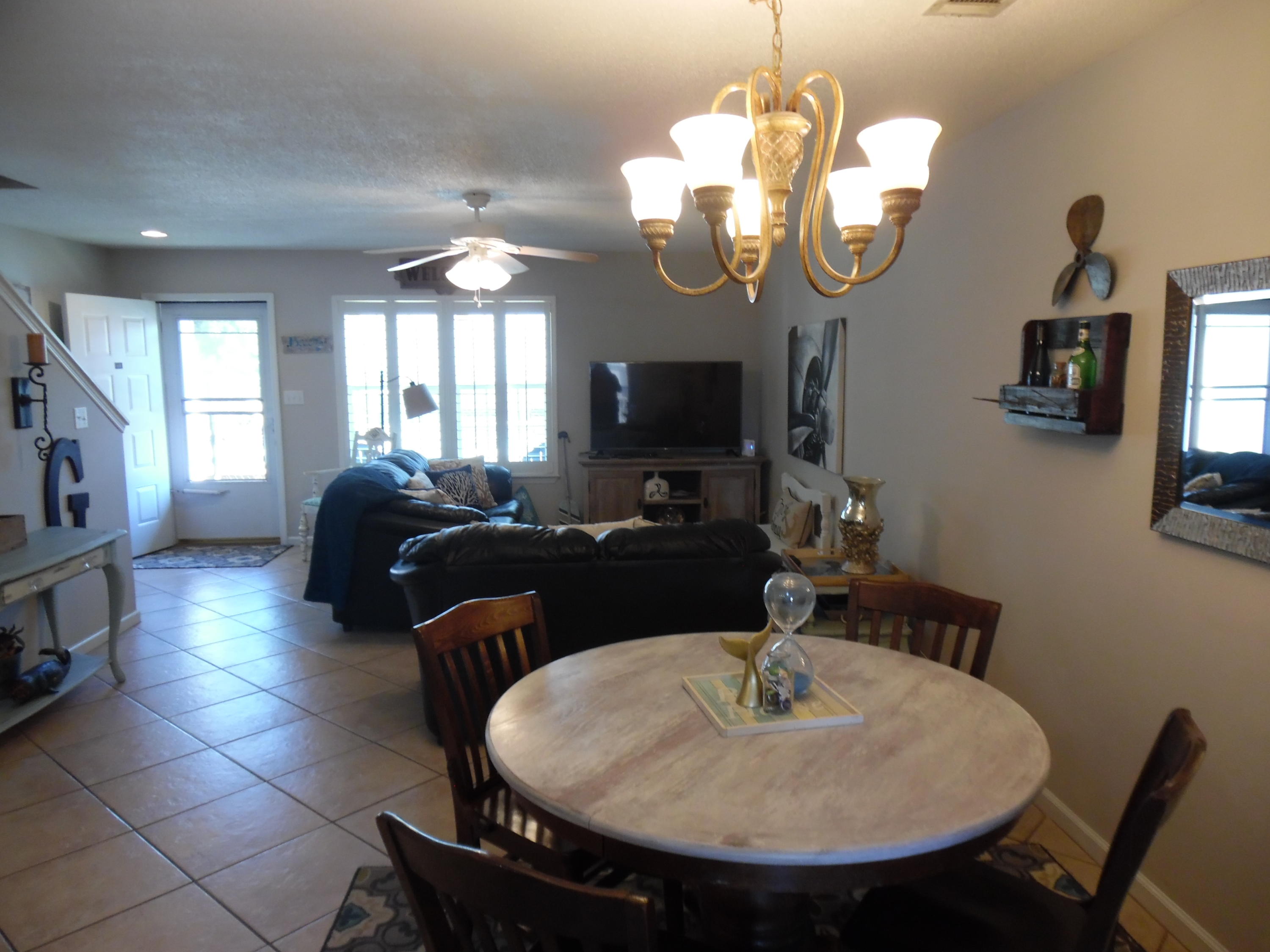 WOODLAND SHORES T/H PH 2 - Residential