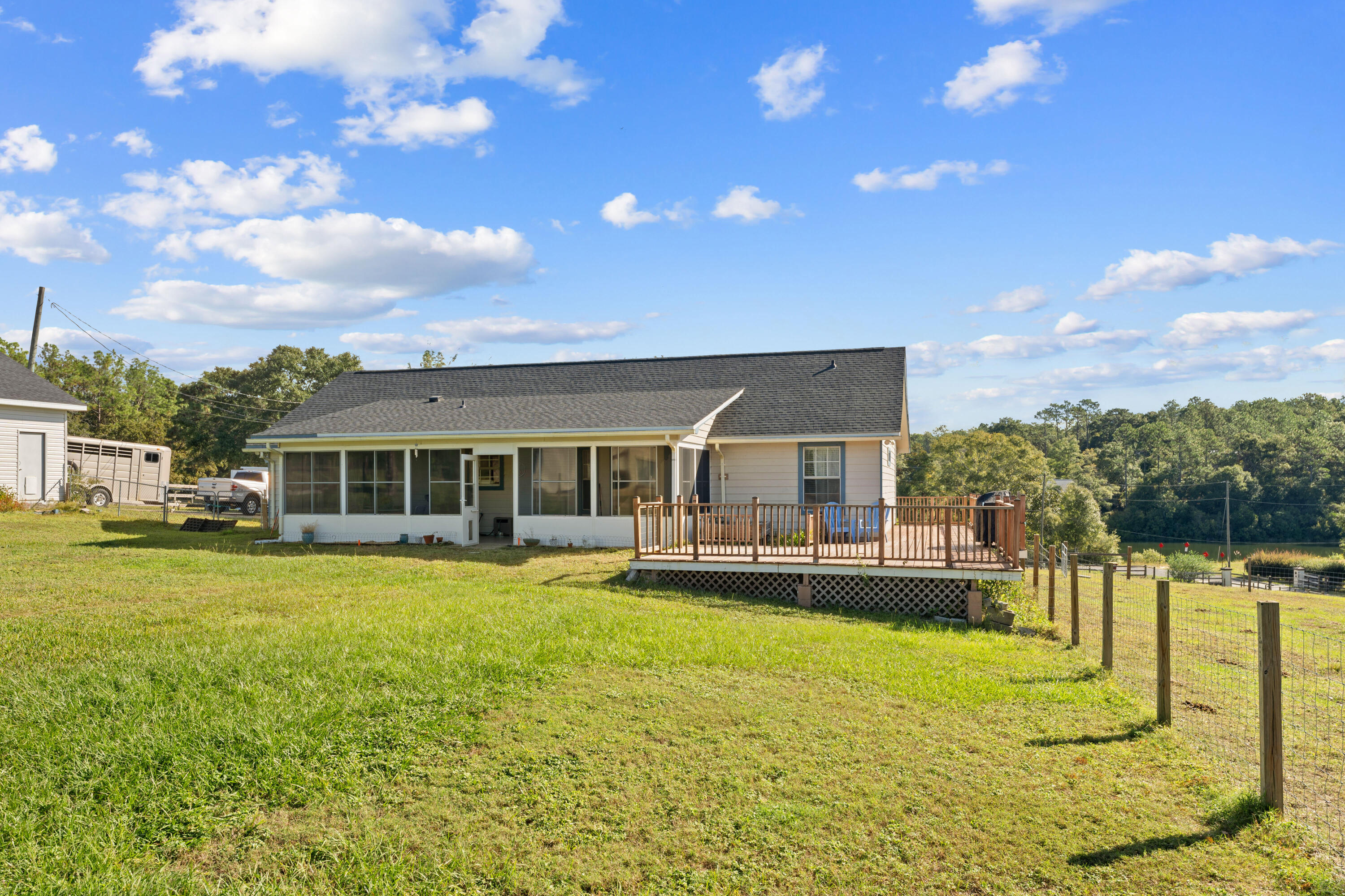 Crestview Suburb - Residential