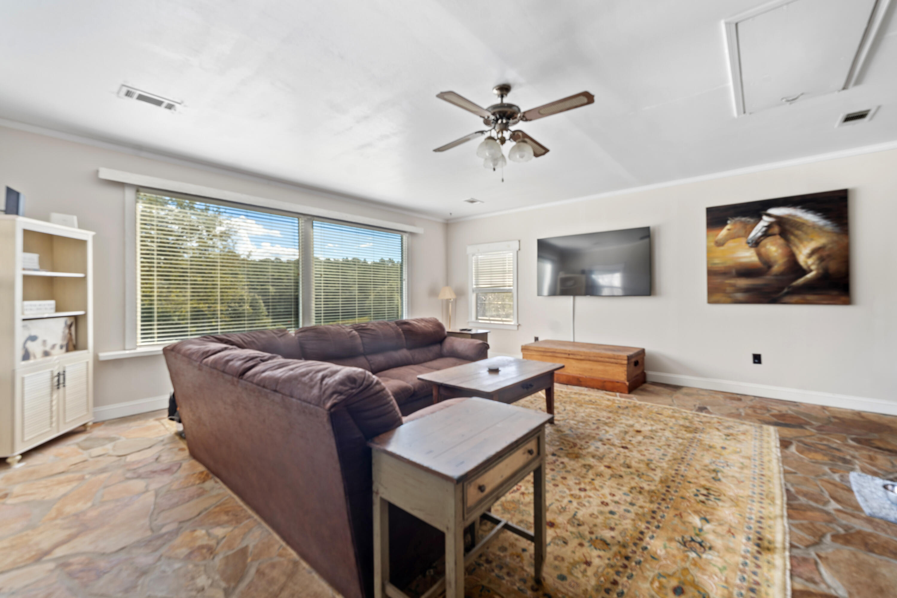 Crestview Suburb - Residential