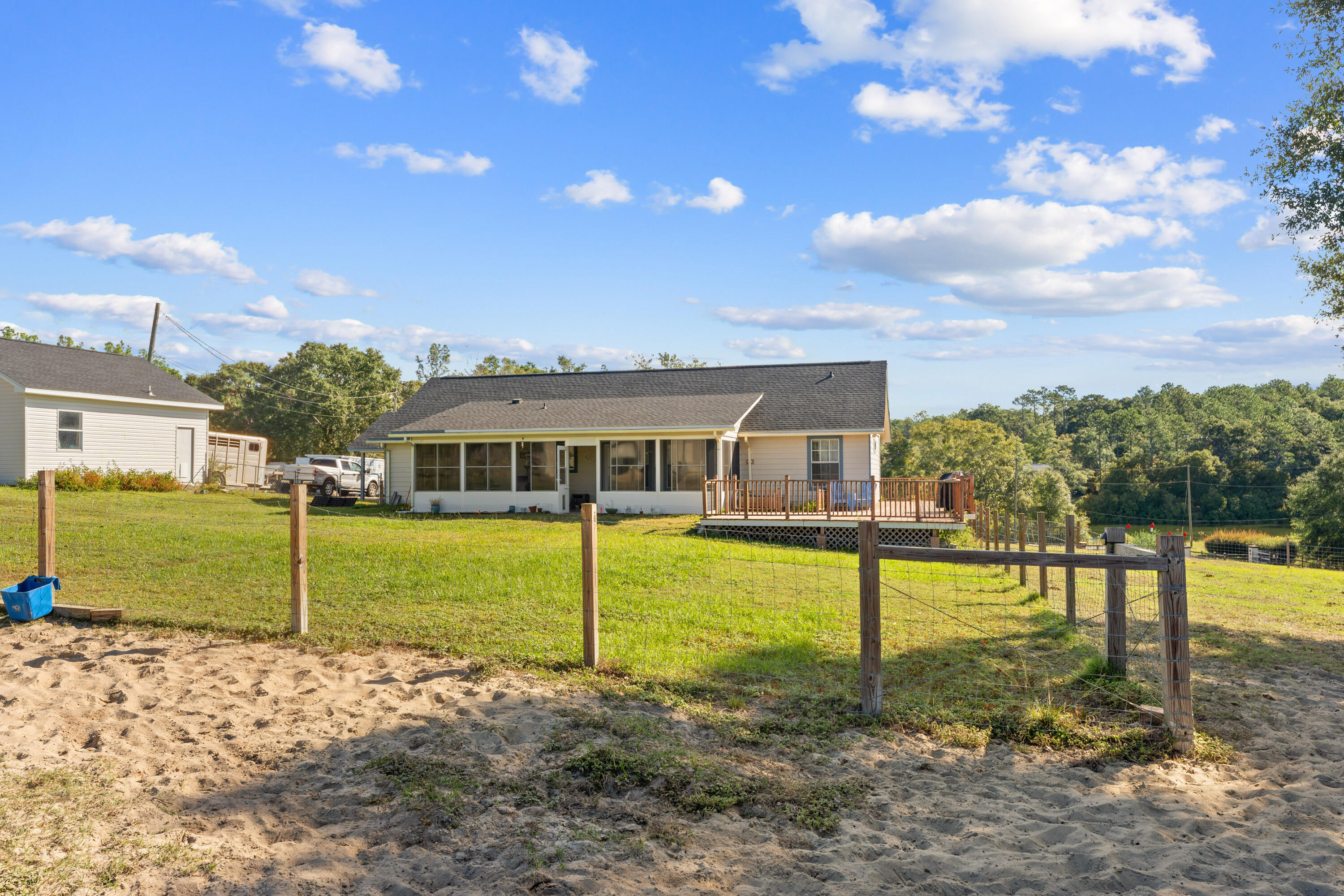 Crestview Suburb - Residential