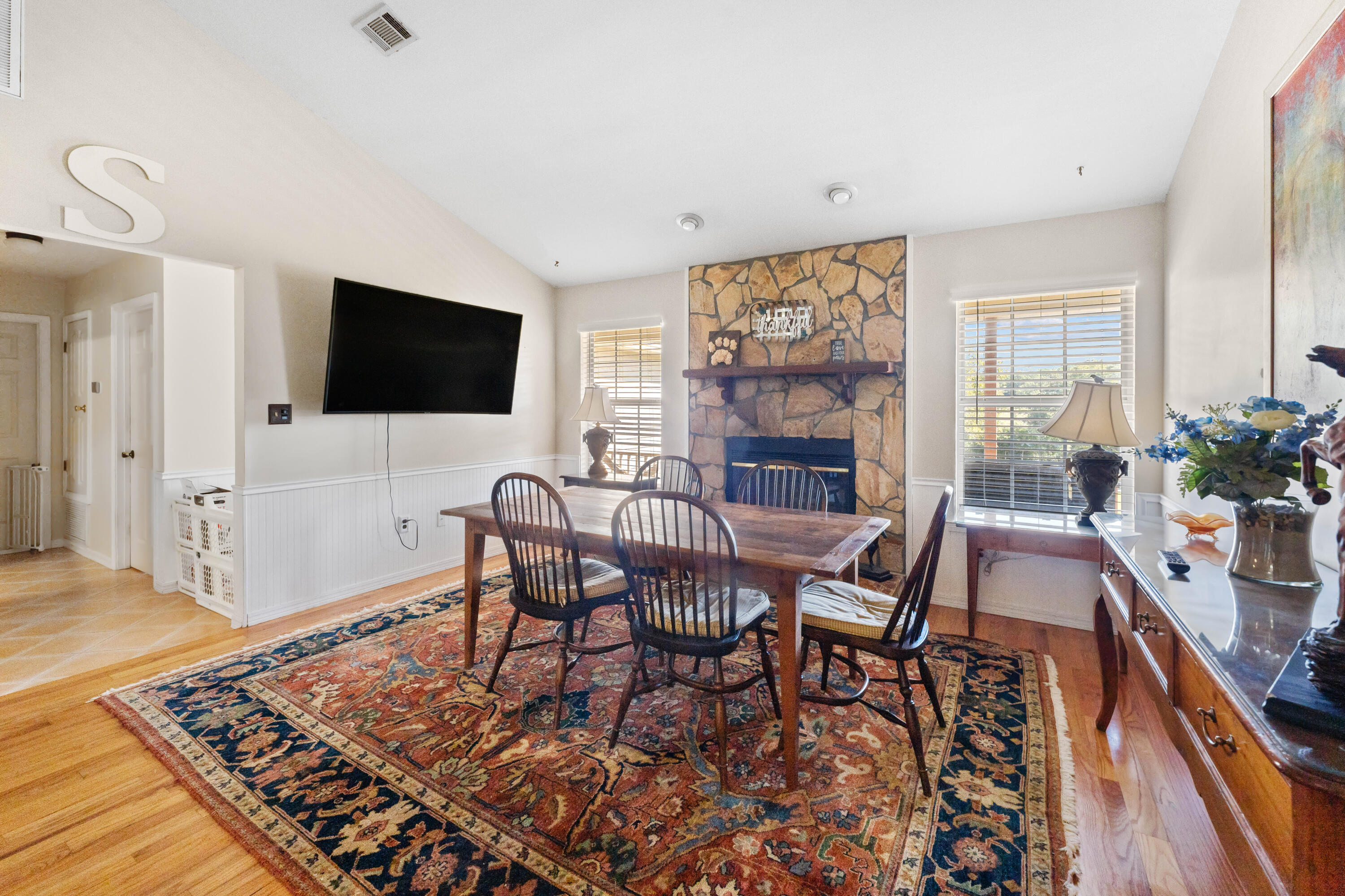 Crestview Suburb - Residential