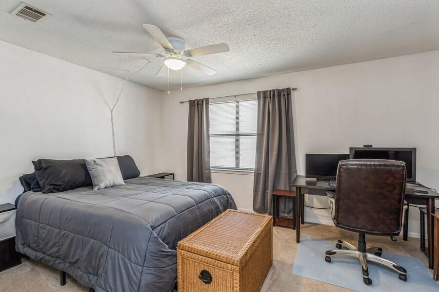 MONTAGE MANOR - Residential