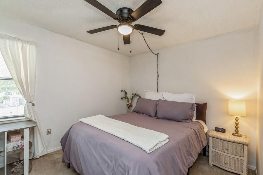 MONTAGE MANOR - Residential