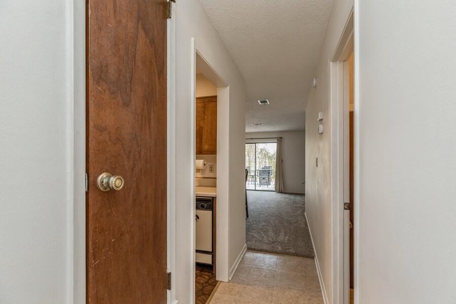 MONTAGE MANOR - Residential