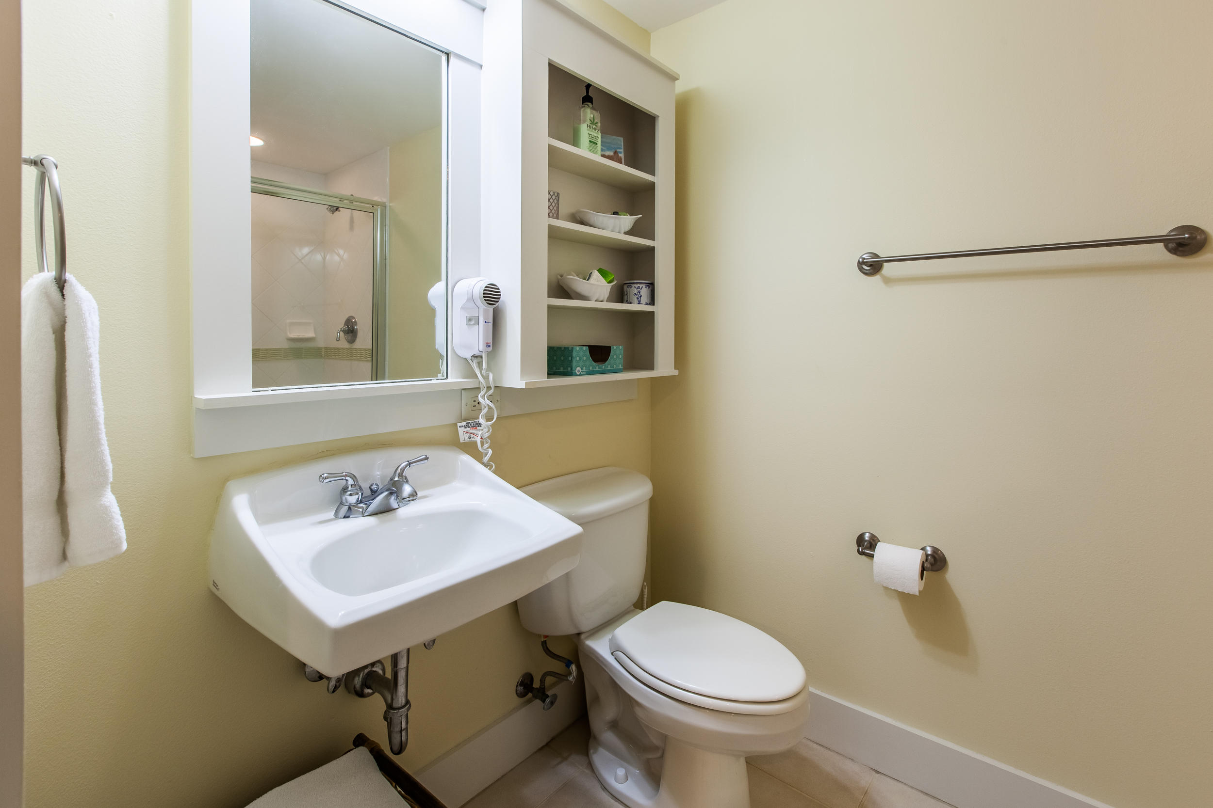 OBSERVATION POINT - Residential