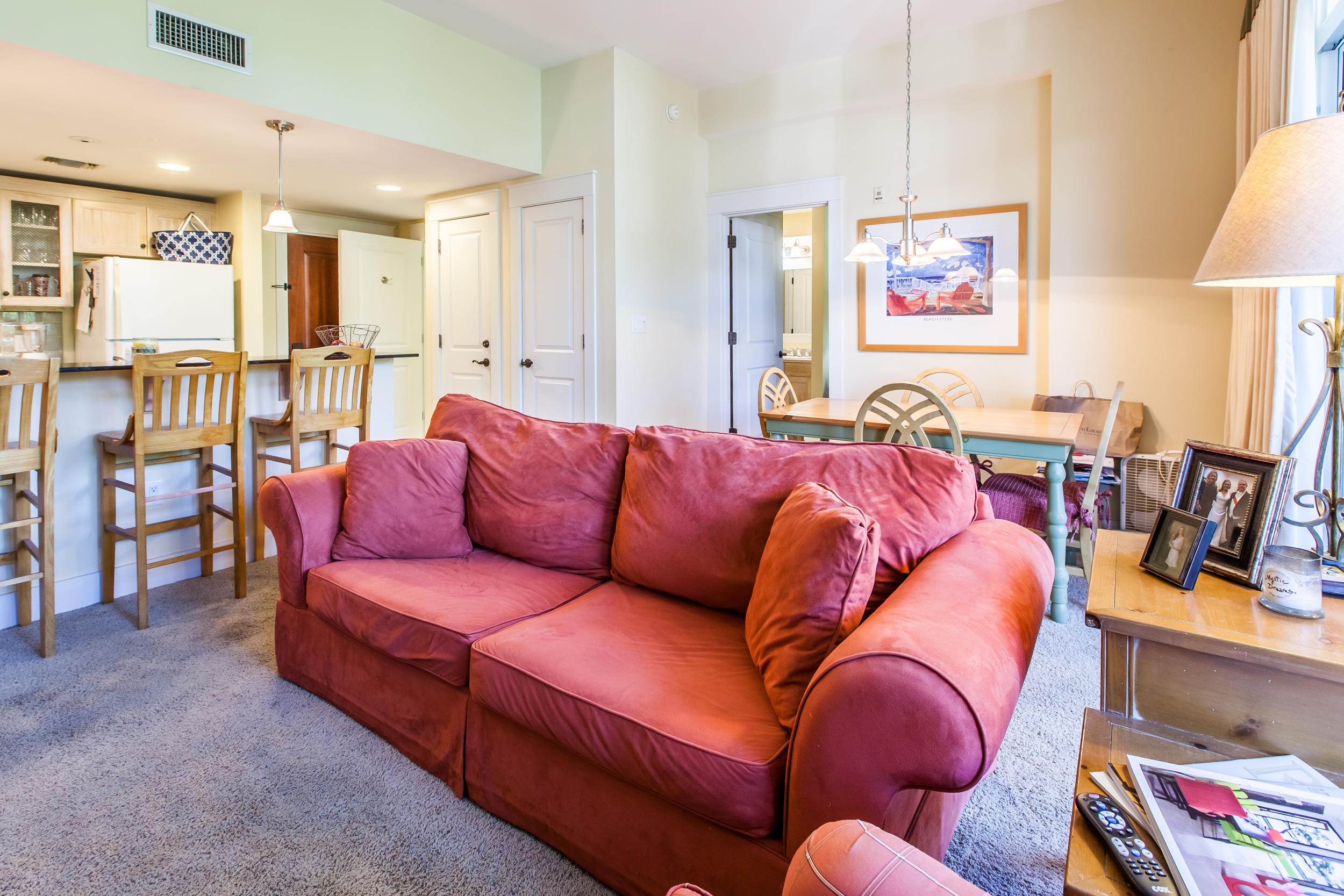 OBSERVATION POINT - Residential