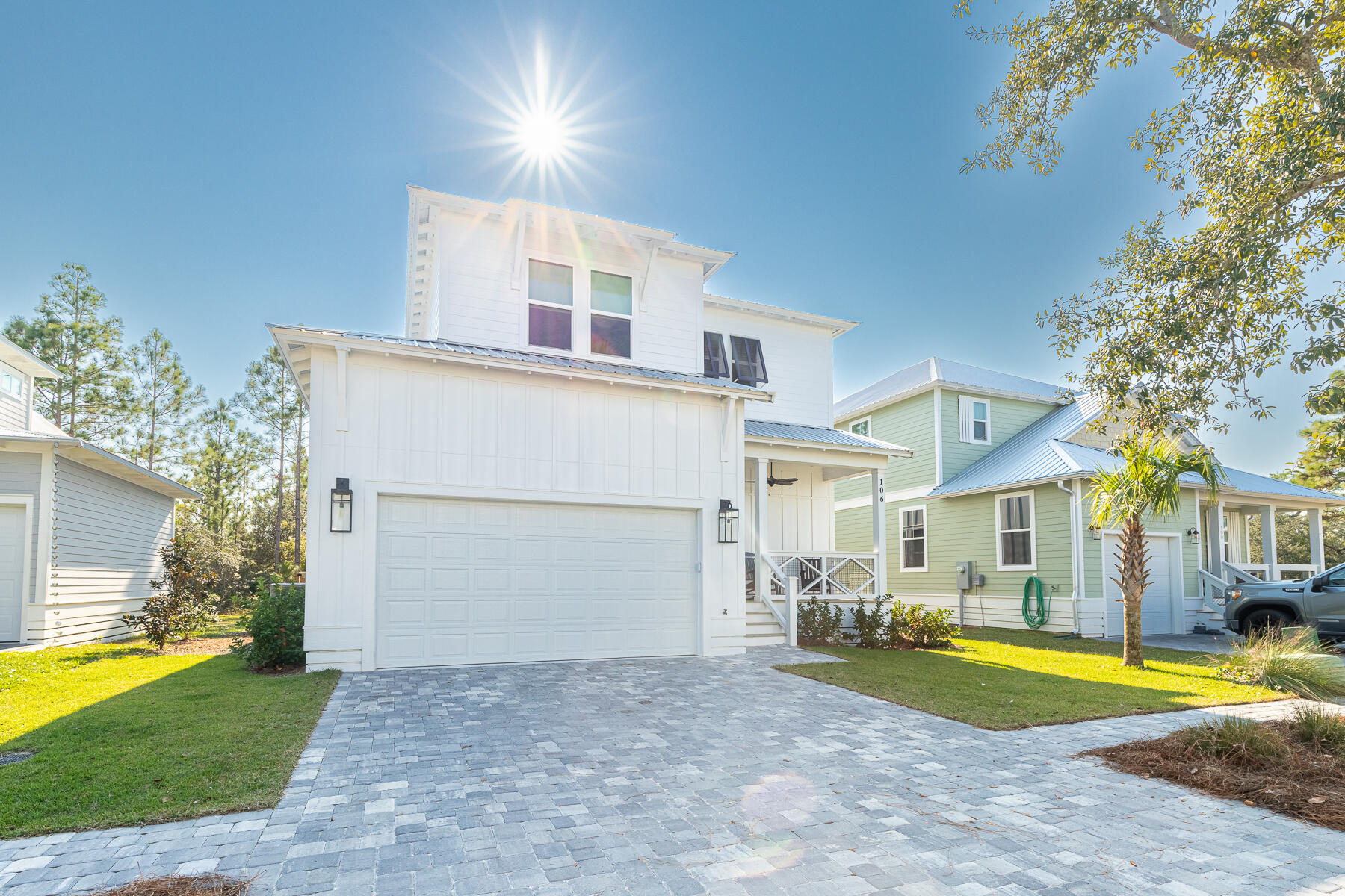 HIDDEN GROVE - Residential